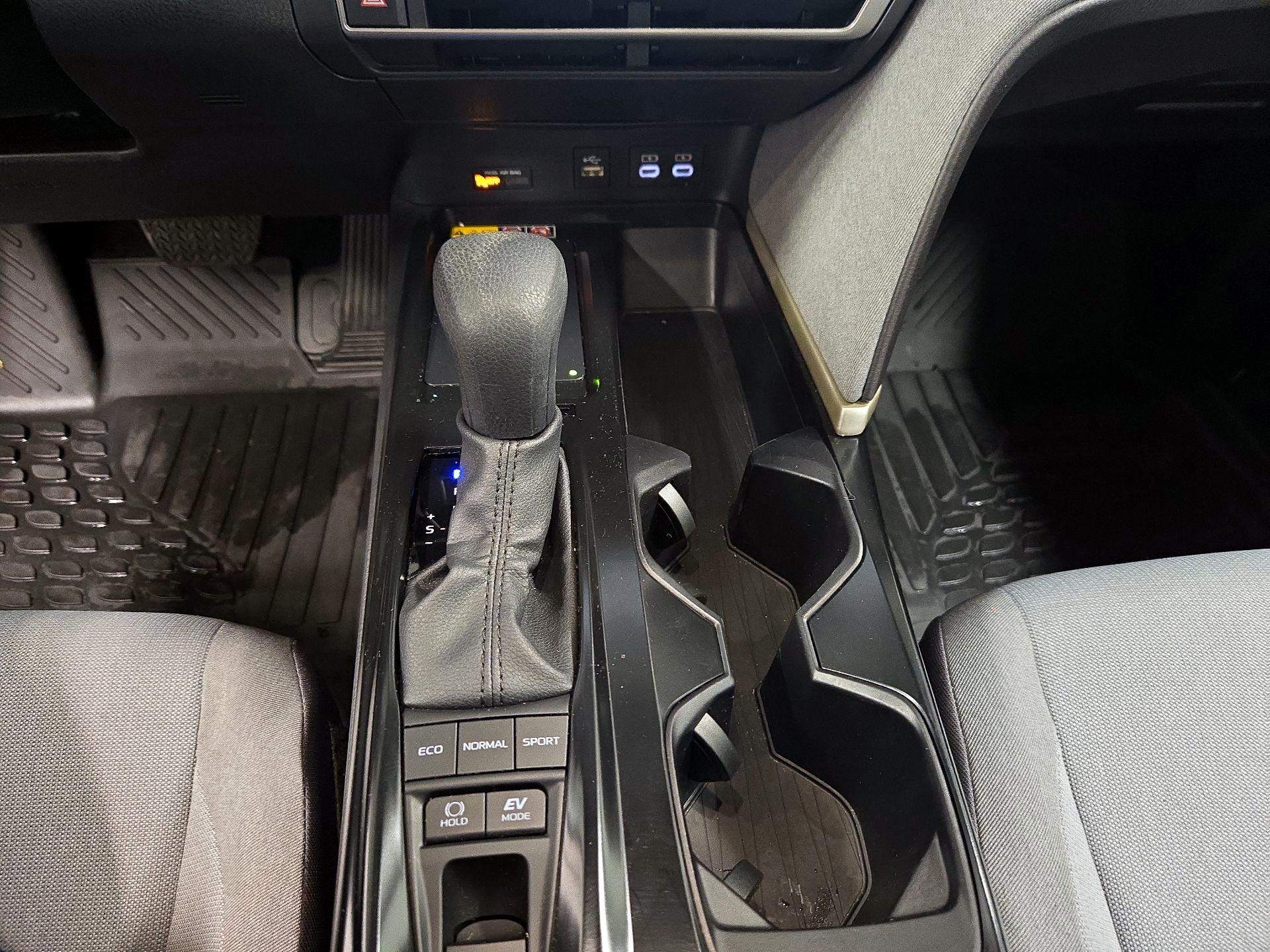 Thumbnail: 2025 Toyota Camry - 17