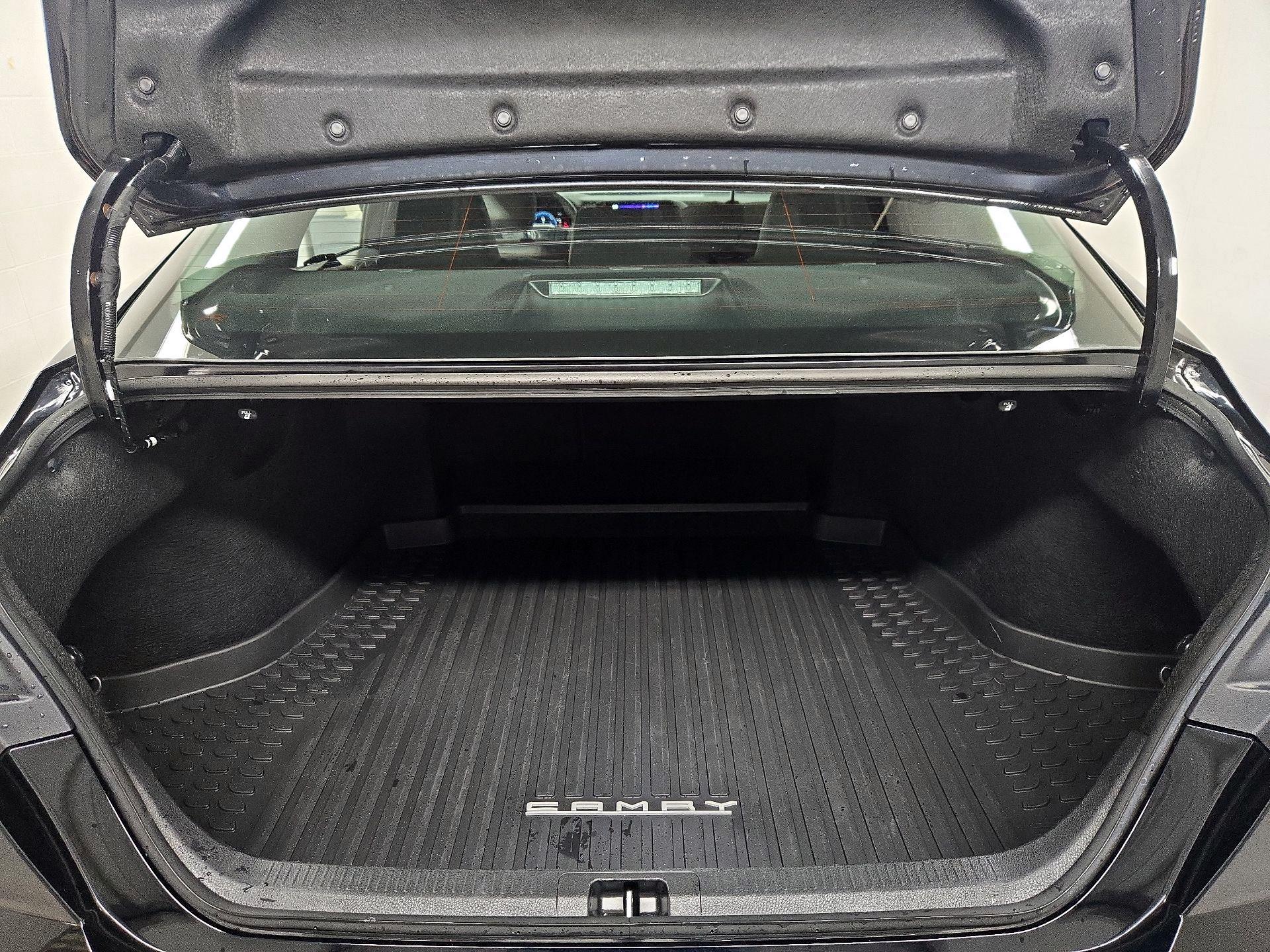 Thumbnail: 2025 Toyota Camry - 20