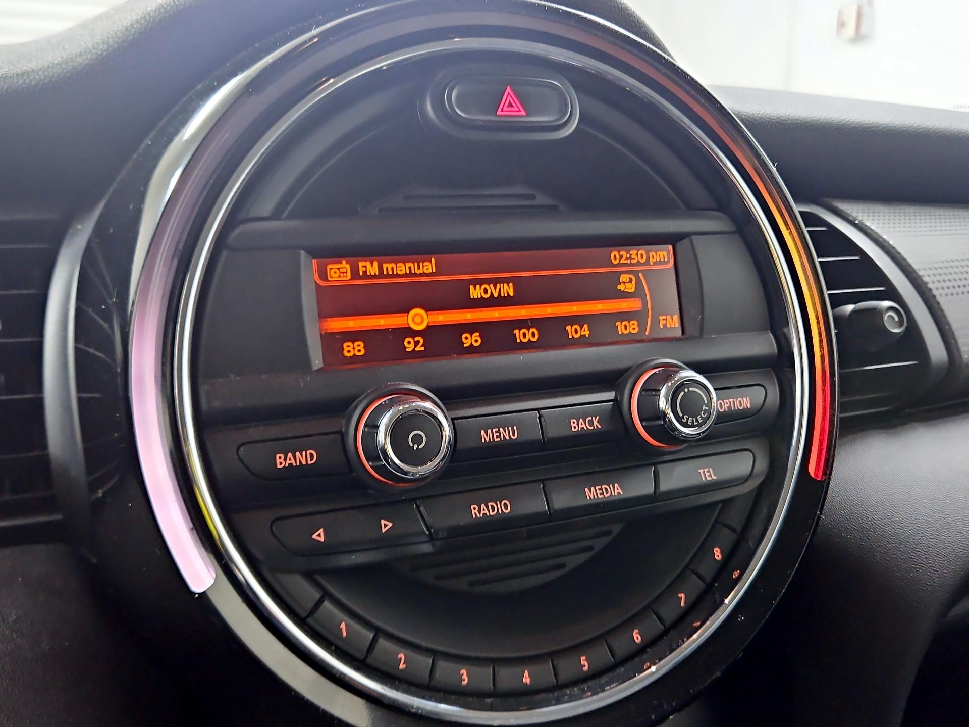 Thumbnail: 2015 MINI Cooper Hardtop - 14