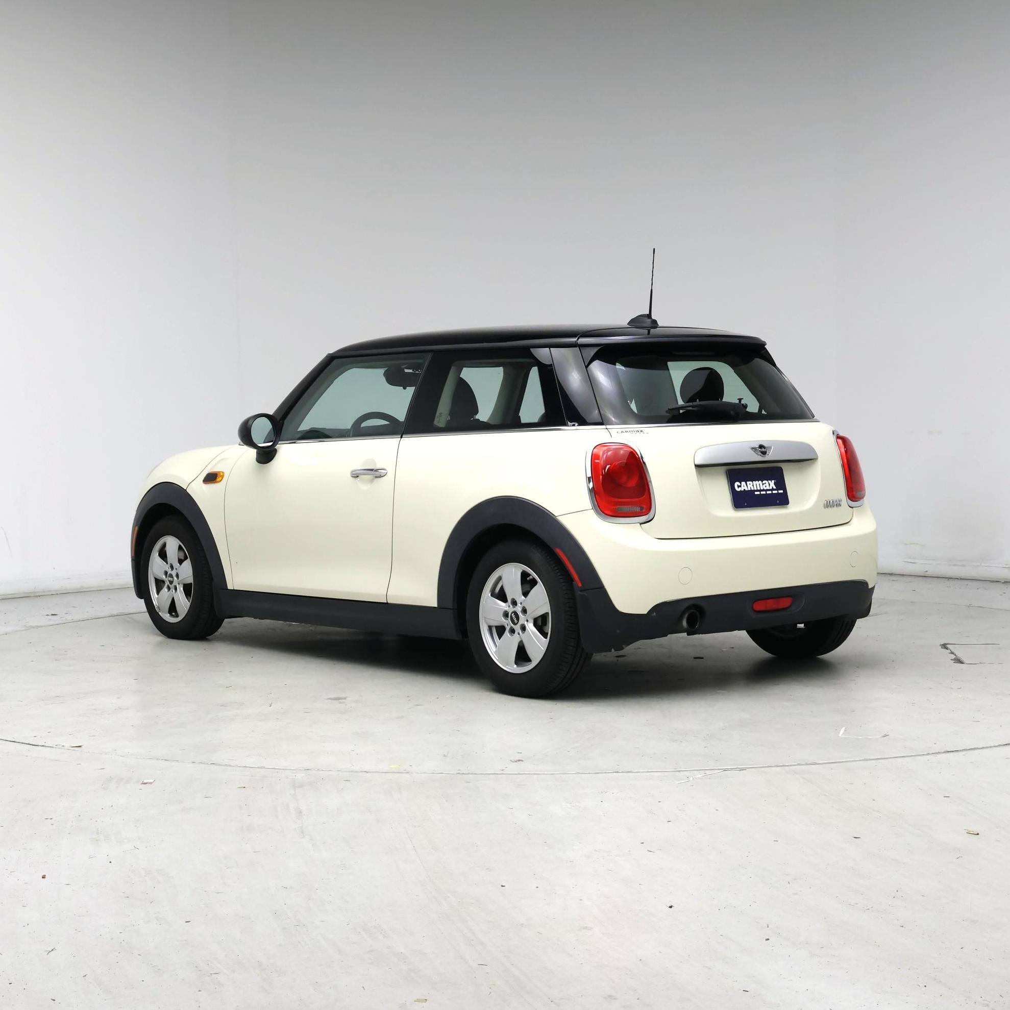 Thumbnail: 2015 MINI Cooper Hardtop - 2