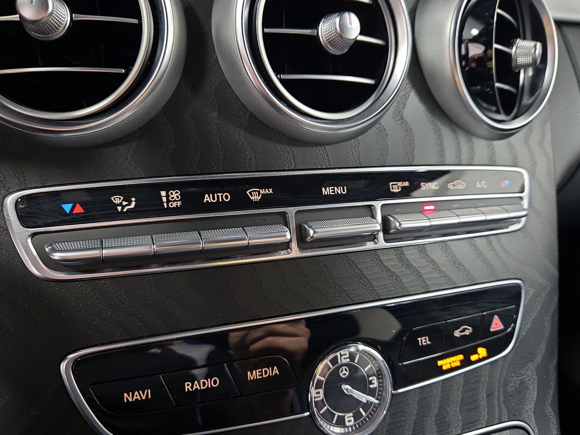 Thumbnail: 2021 Mercedes-Benz C-Class - 16