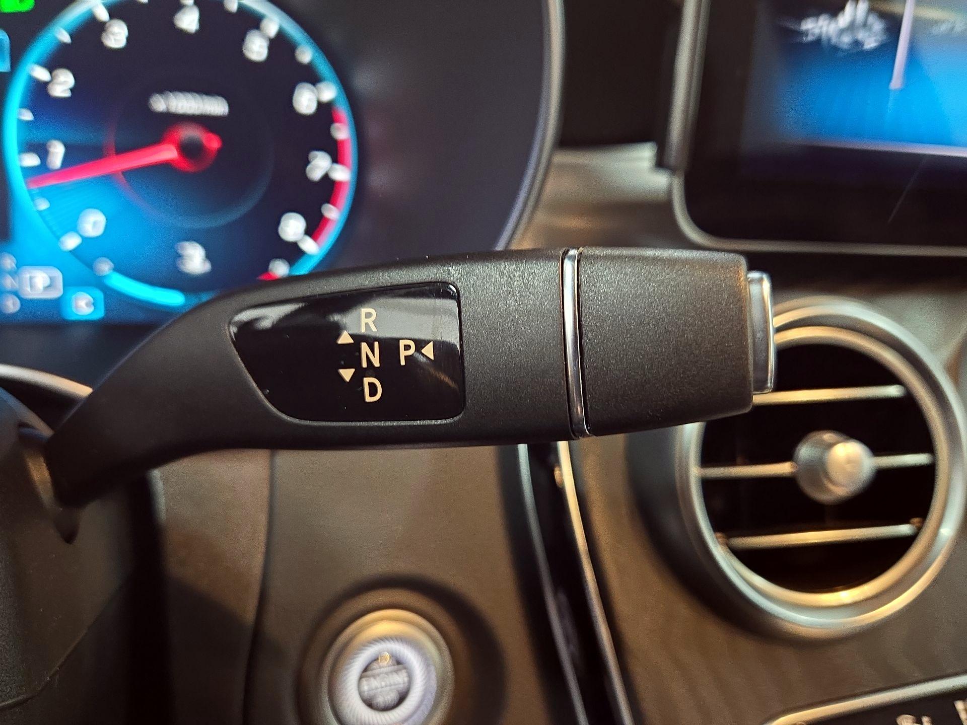 Thumbnail: 2021 Mercedes-Benz C-Class - 17