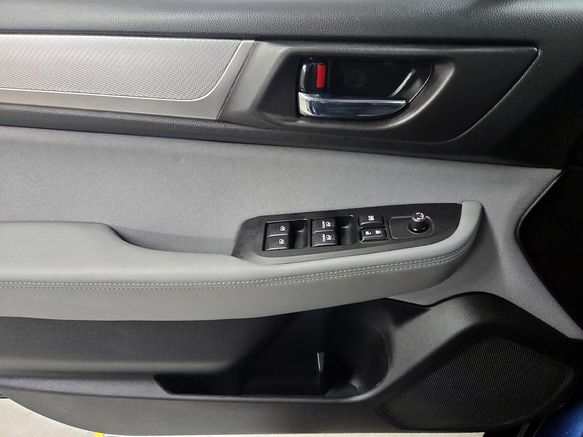 Thumbnail: 2019 Subaru Outback - 12