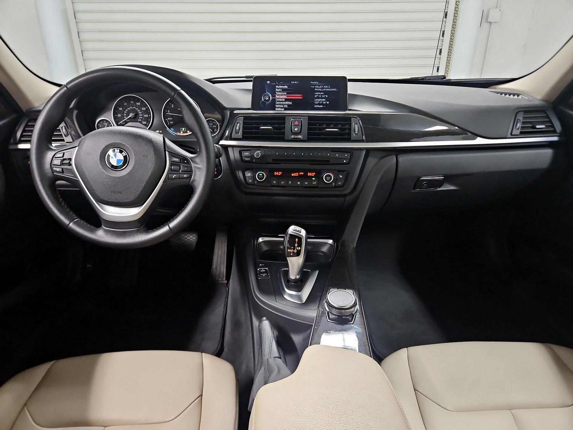 Thumbnail: 2015 BMW 3 Series - 9