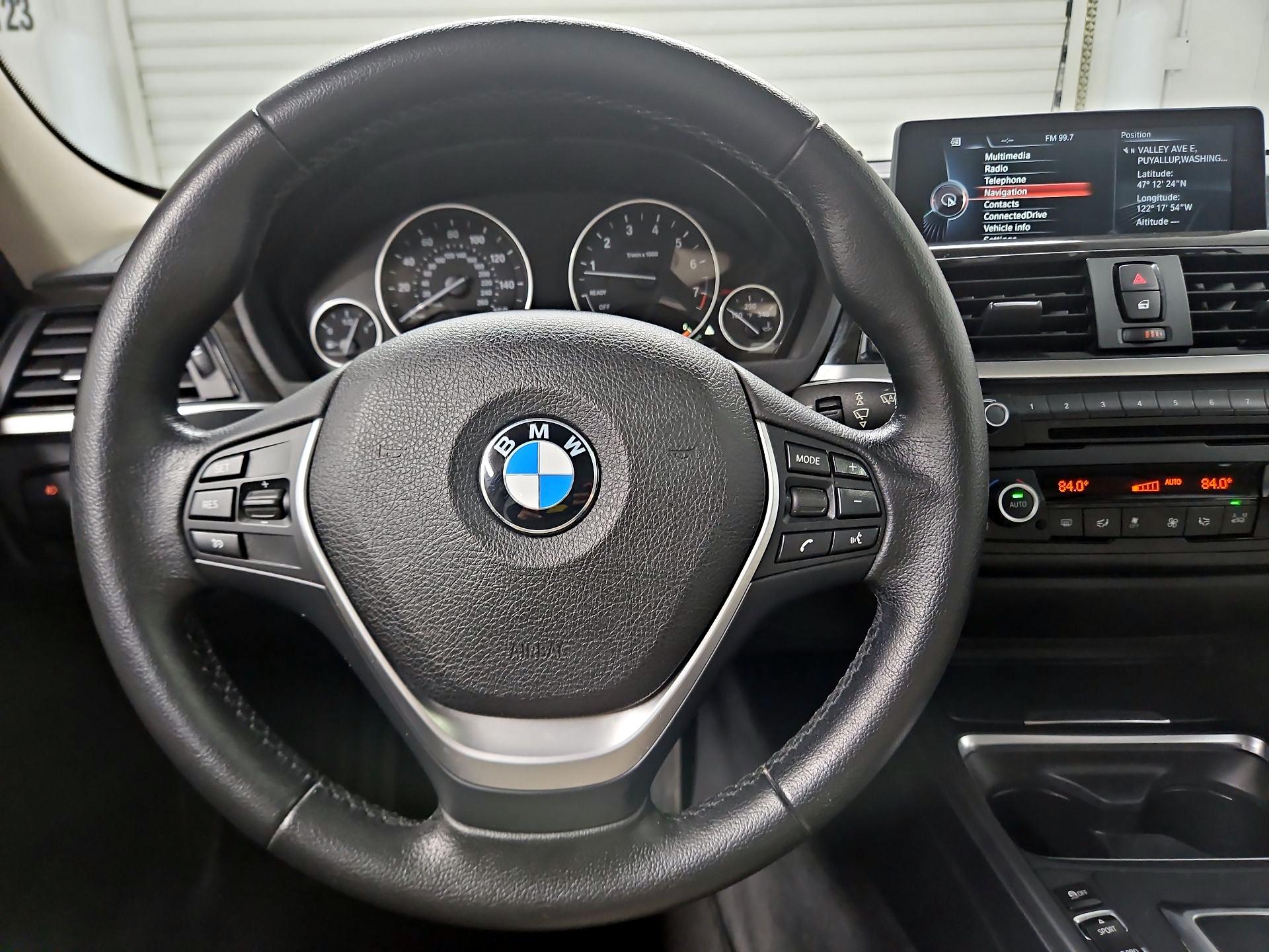 Thumbnail: 2015 BMW 3 Series - 10