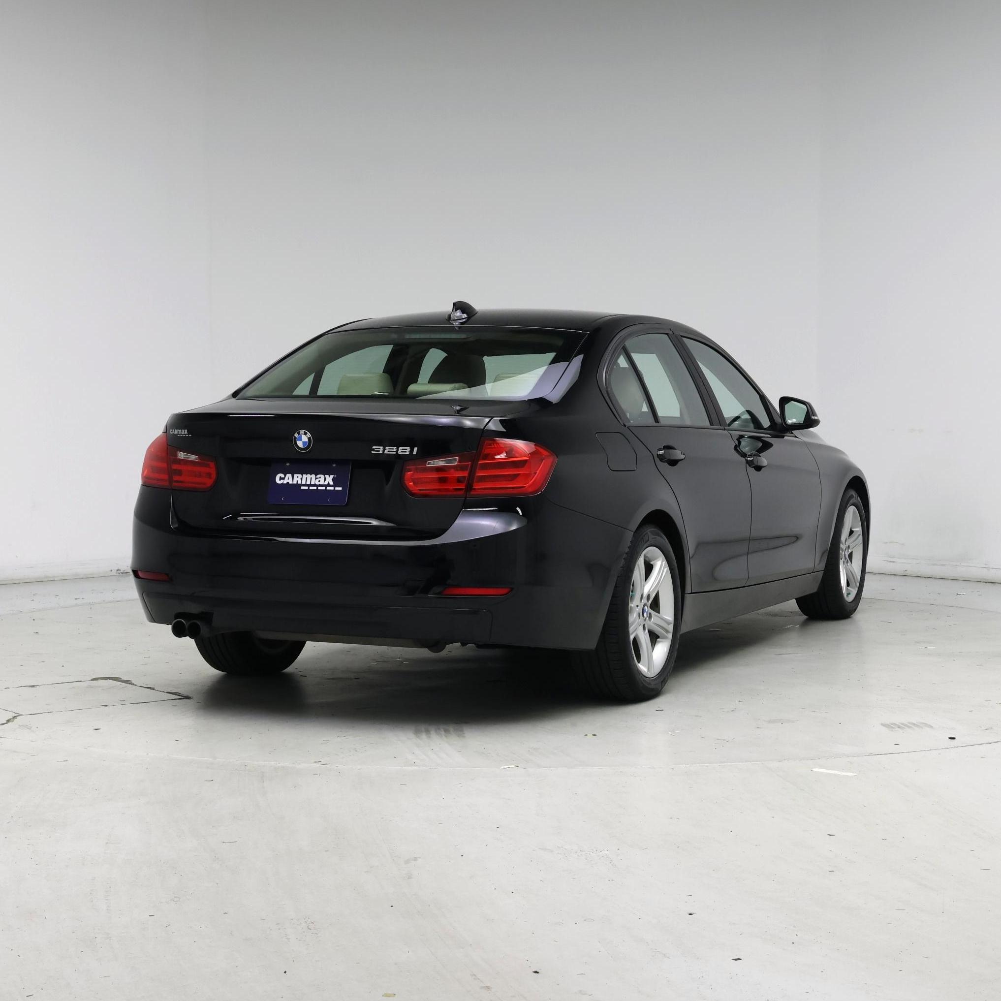 Thumbnail: 2015 BMW 3 Series - 8