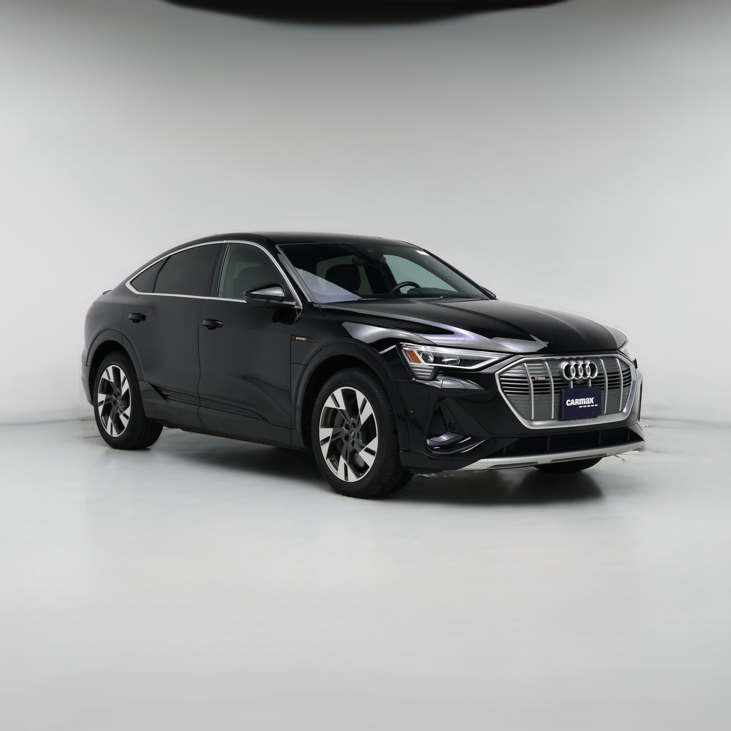 Thumbnail: 2023 Audi e-tron S - 1