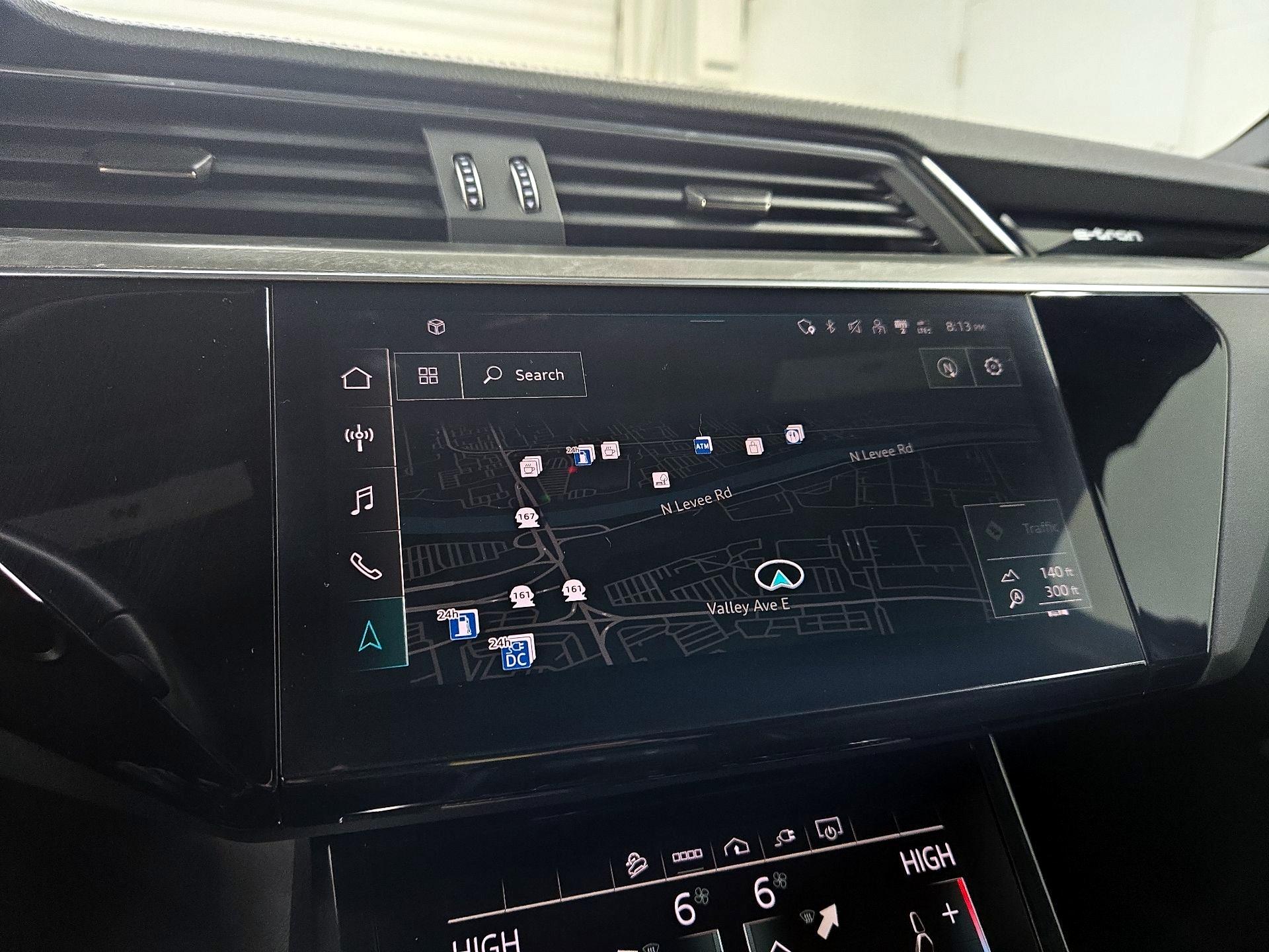 Thumbnail: 2023 Audi e-tron S - 14