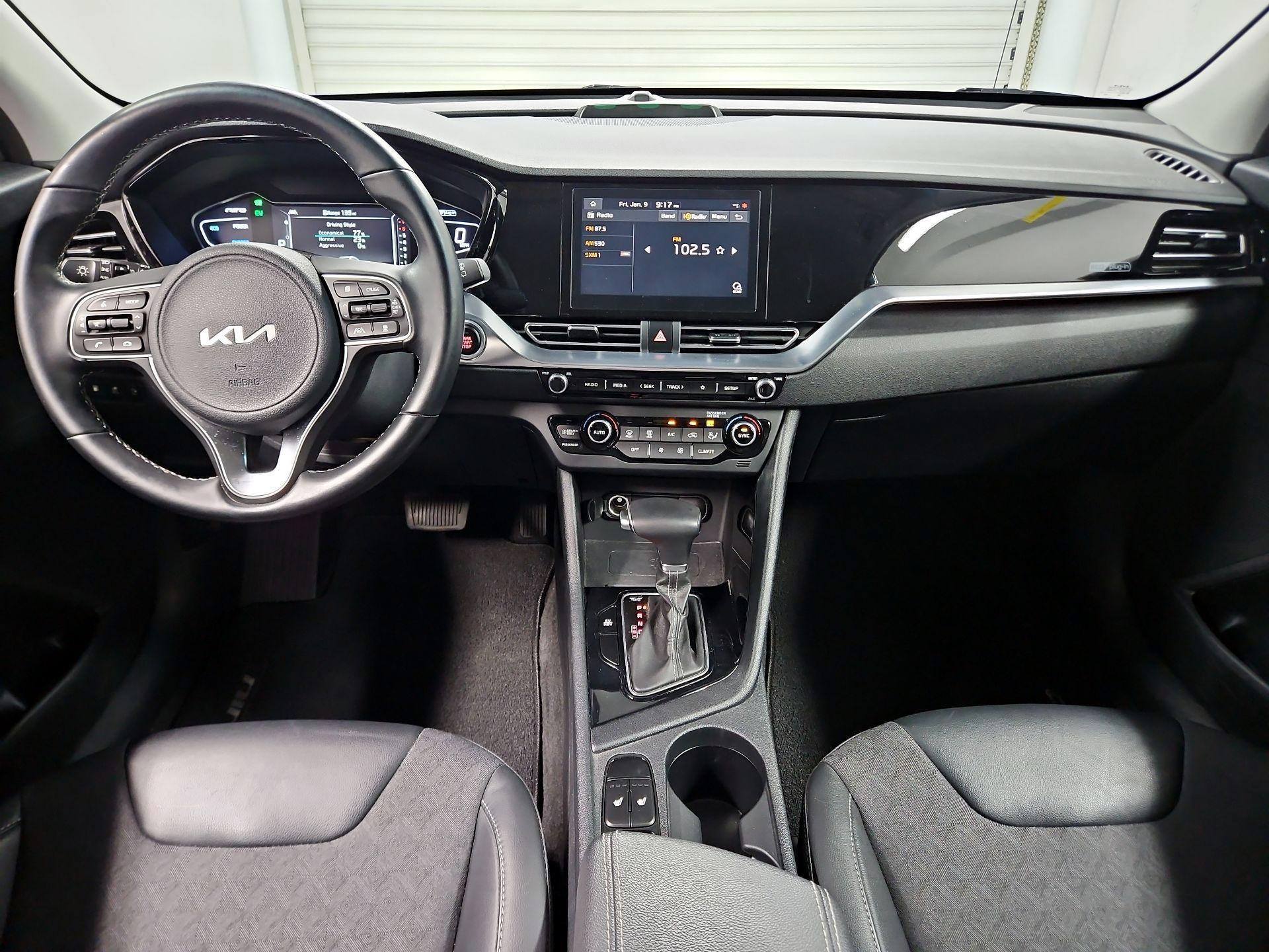 Thumbnail: 2022 Kia Niro - 9