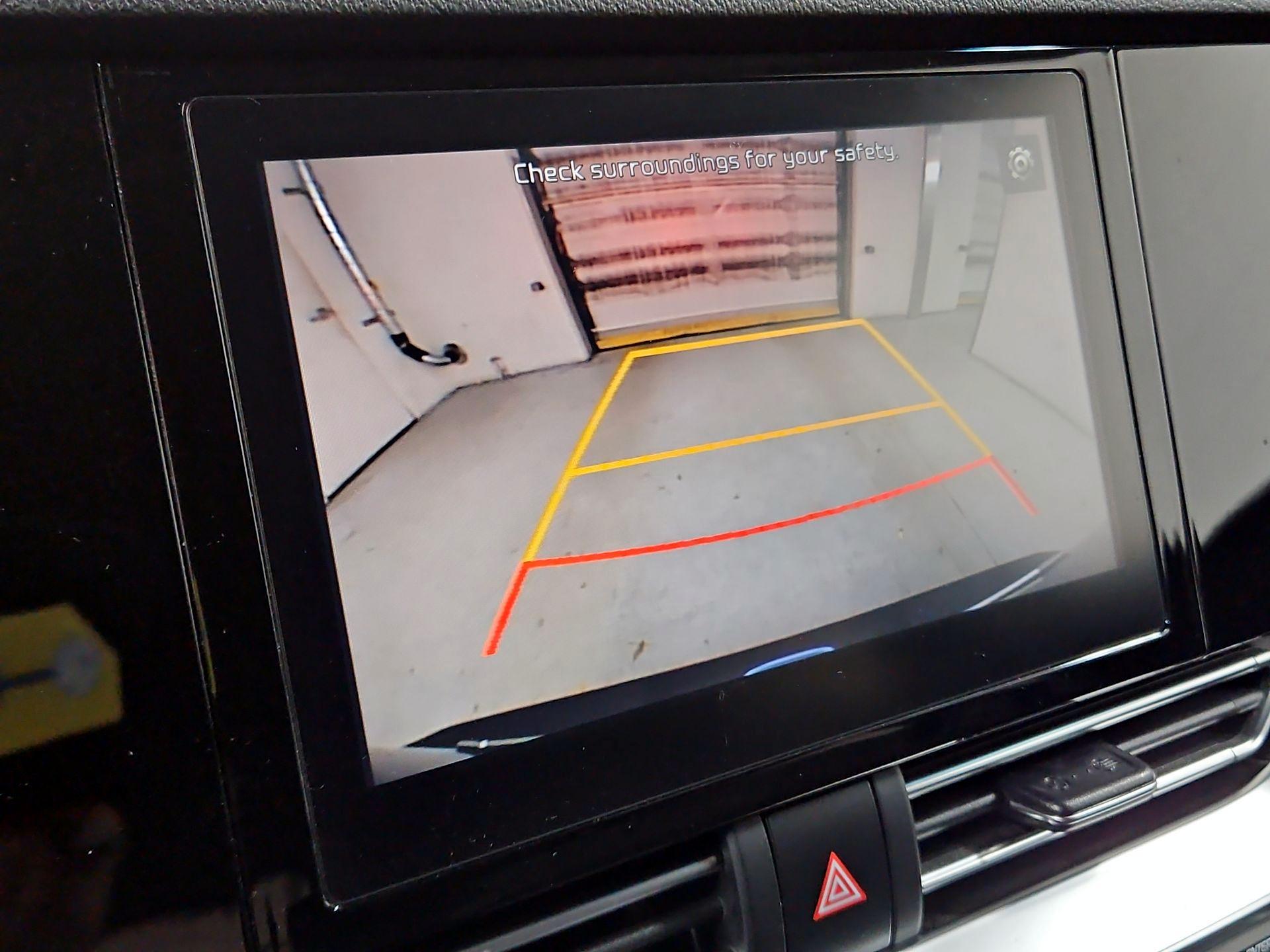 Thumbnail: 2022 Kia Niro - 14