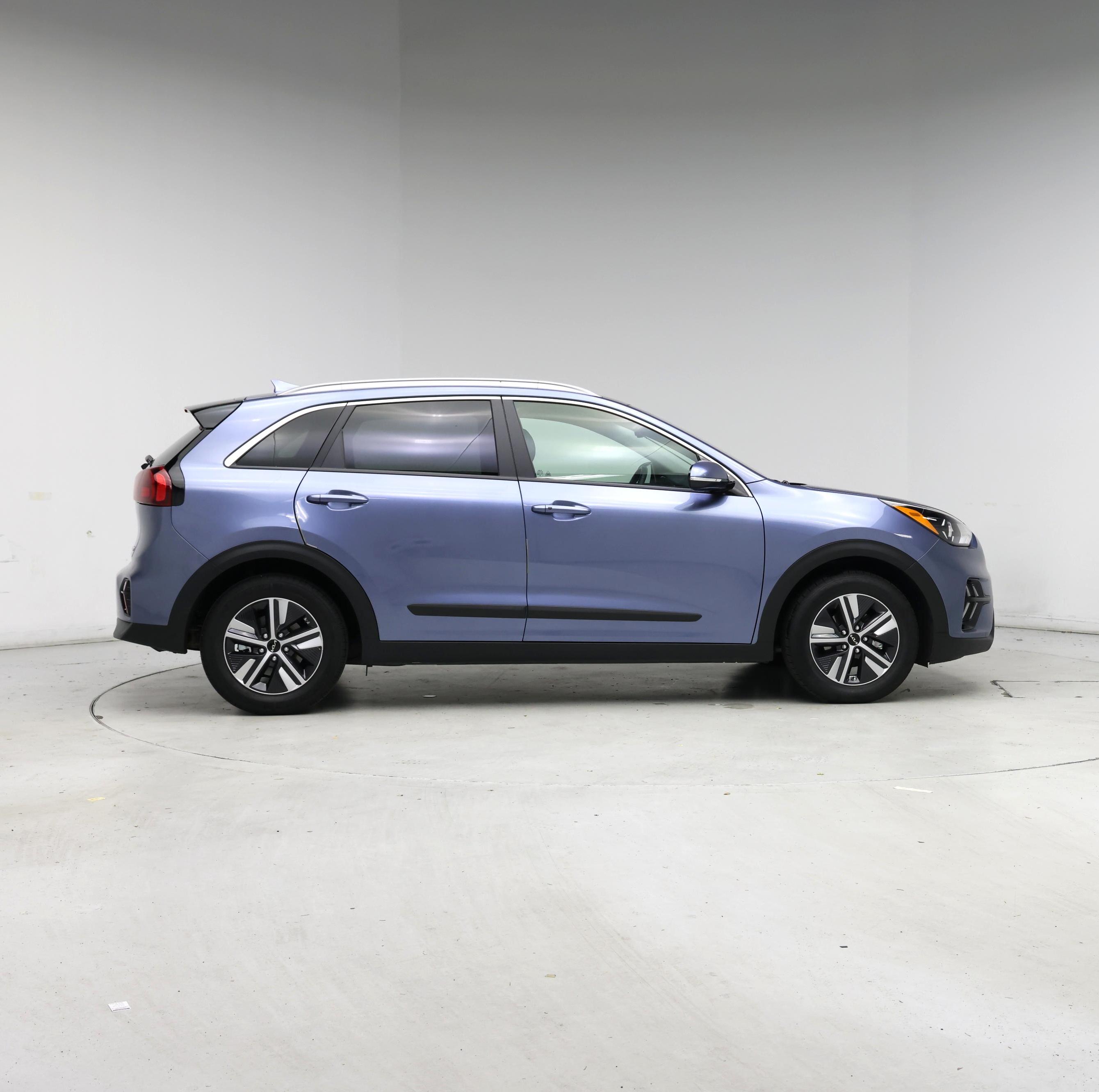 Thumbnail: 2022 Kia Niro - 7