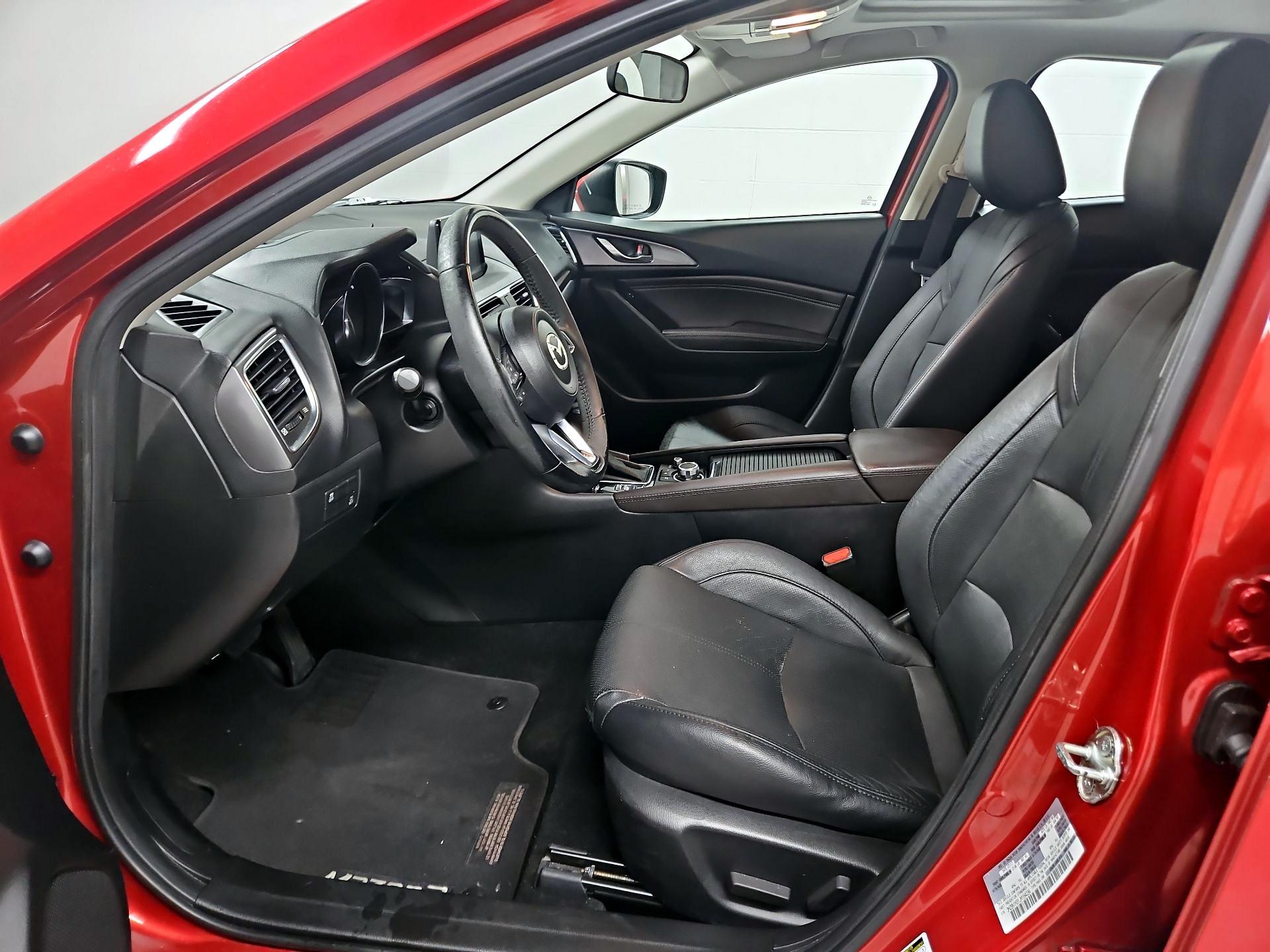 Thumbnail: 2018 Mazda Mazda3 - 11