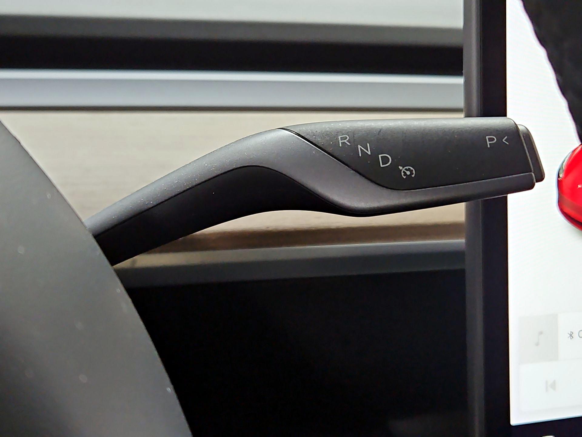 Thumbnail: 2022 Tesla Model 3 - 17