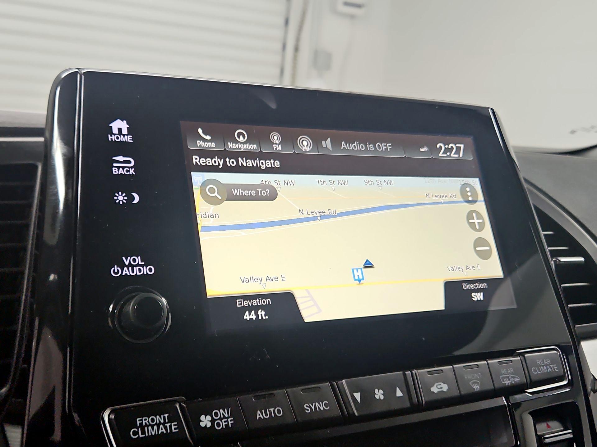 Thumbnail: 2018 Honda Odyssey - 14