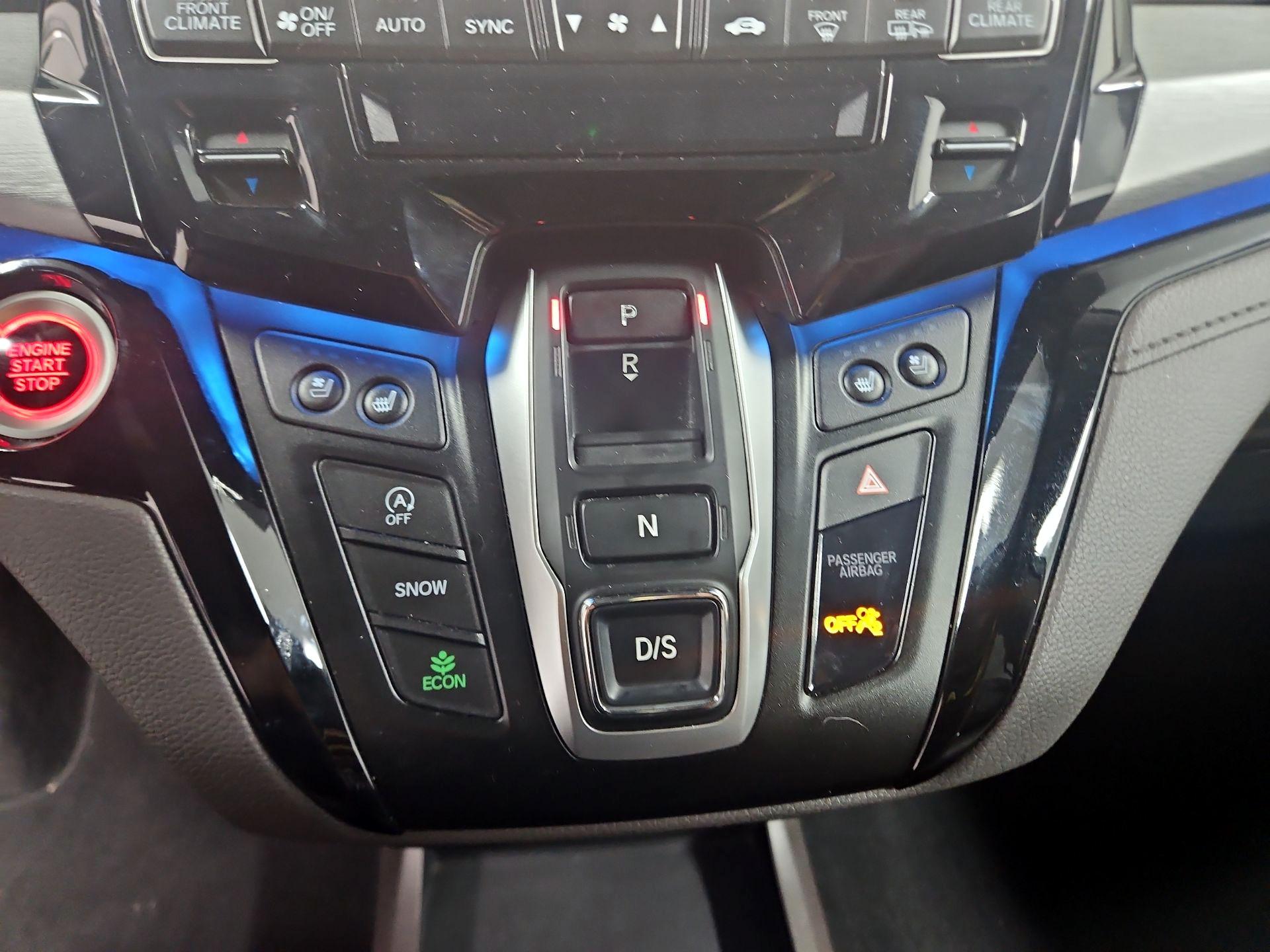 Thumbnail: 2018 Honda Odyssey - 18