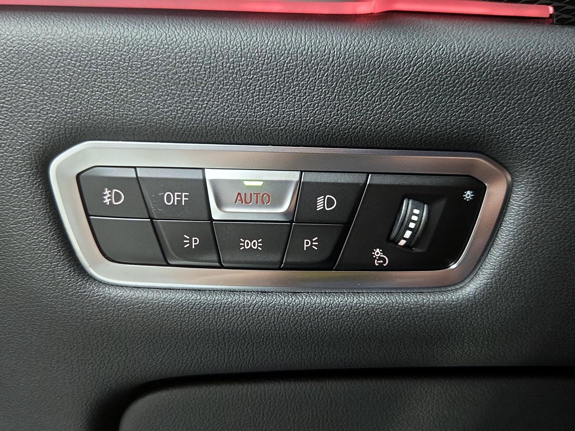 Thumbnail: 2021 BMW X5 - 13