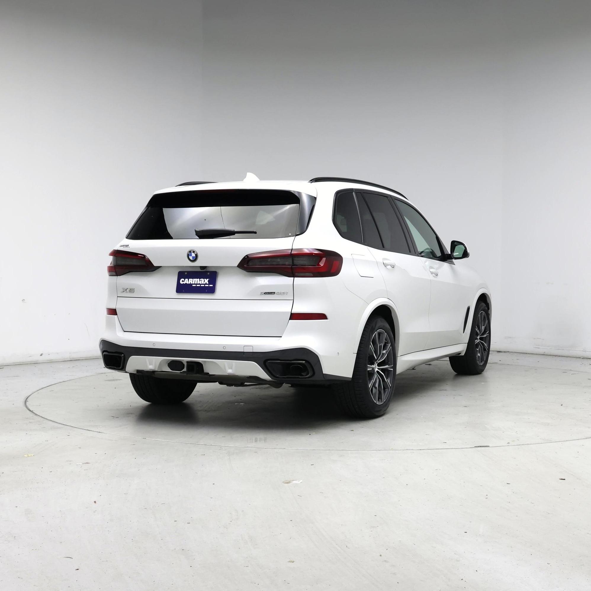 Thumbnail: 2021 BMW X5 - 8