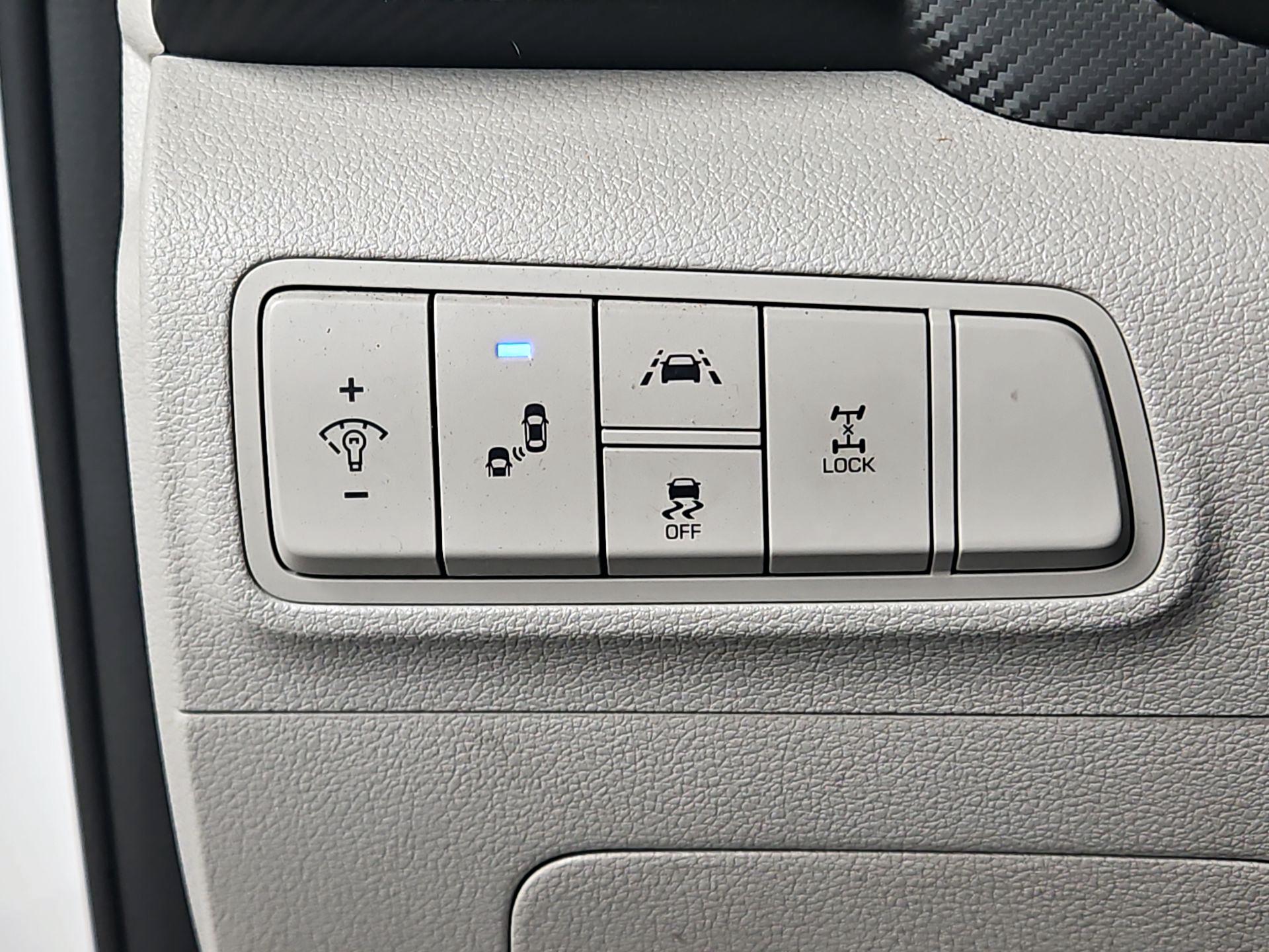 Thumbnail: 2019 Hyundai Tucson - 13