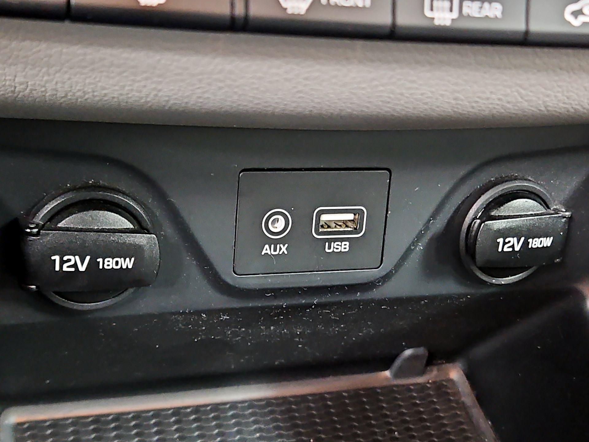 Thumbnail: 2019 Hyundai Tucson - 18