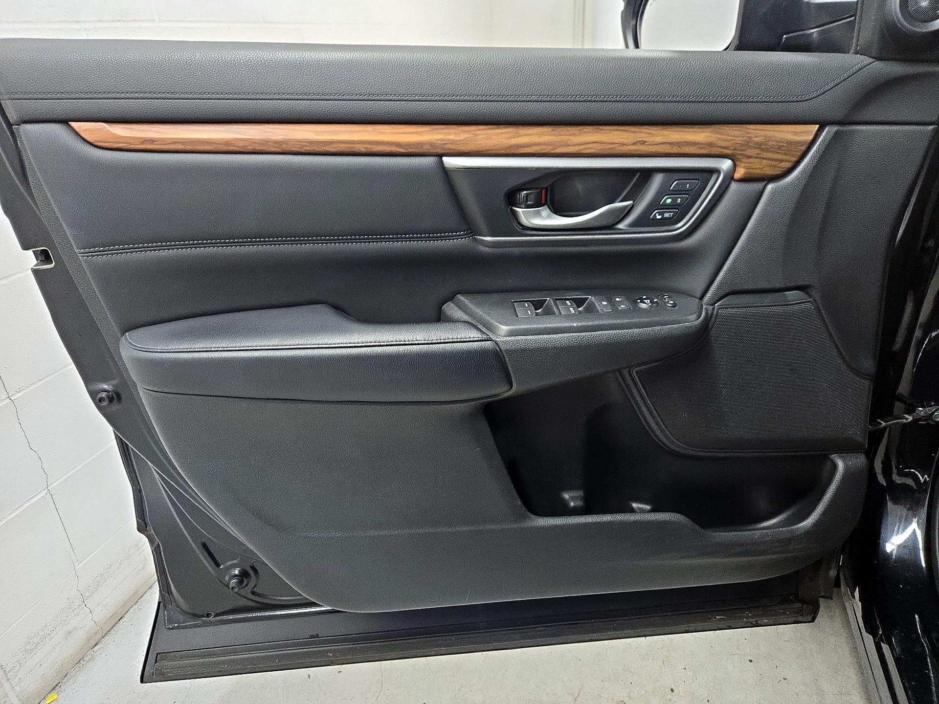 Thumbnail: 2017 Honda CR-V - 12