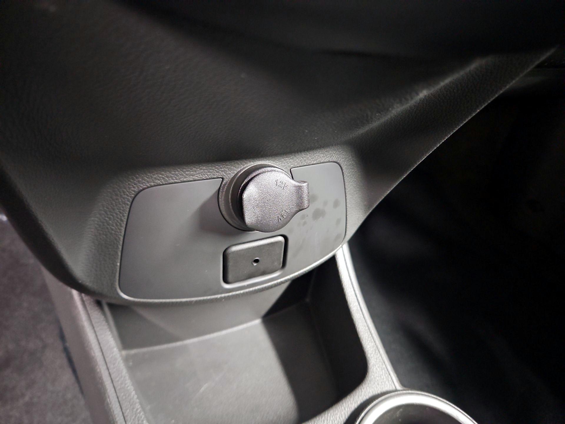 Thumbnail: 2015 Chevrolet Spark - 17