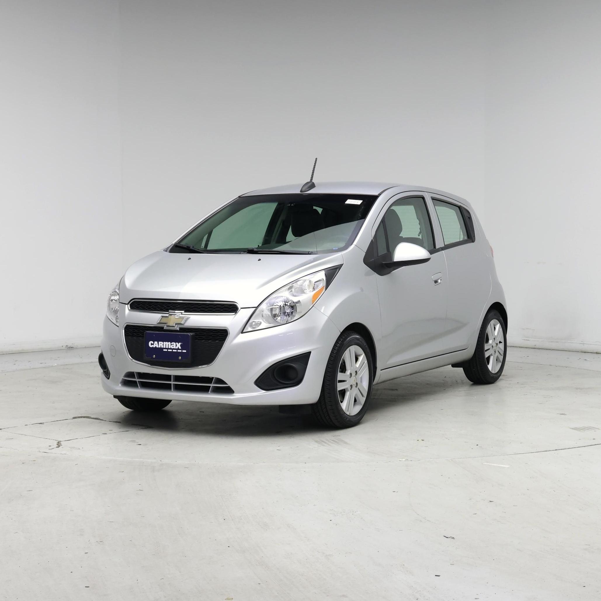 Thumbnail: 2015 Chevrolet Spark - 4