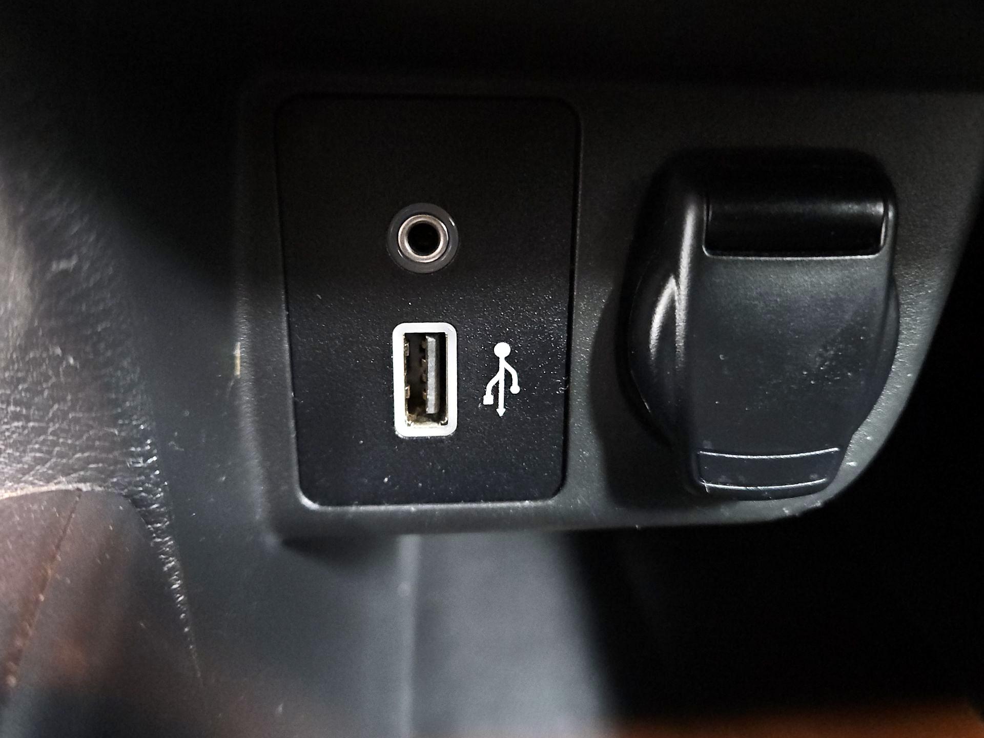 Thumbnail: 2021 Nissan Versa - 18