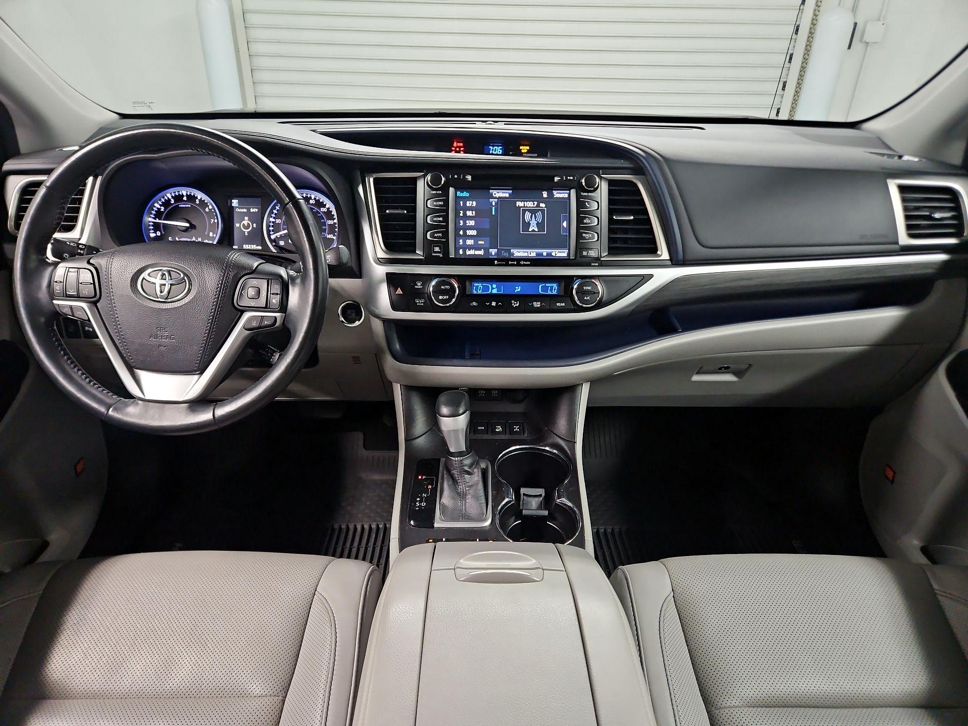 Thumbnail: 2018 Toyota Highlander - 9