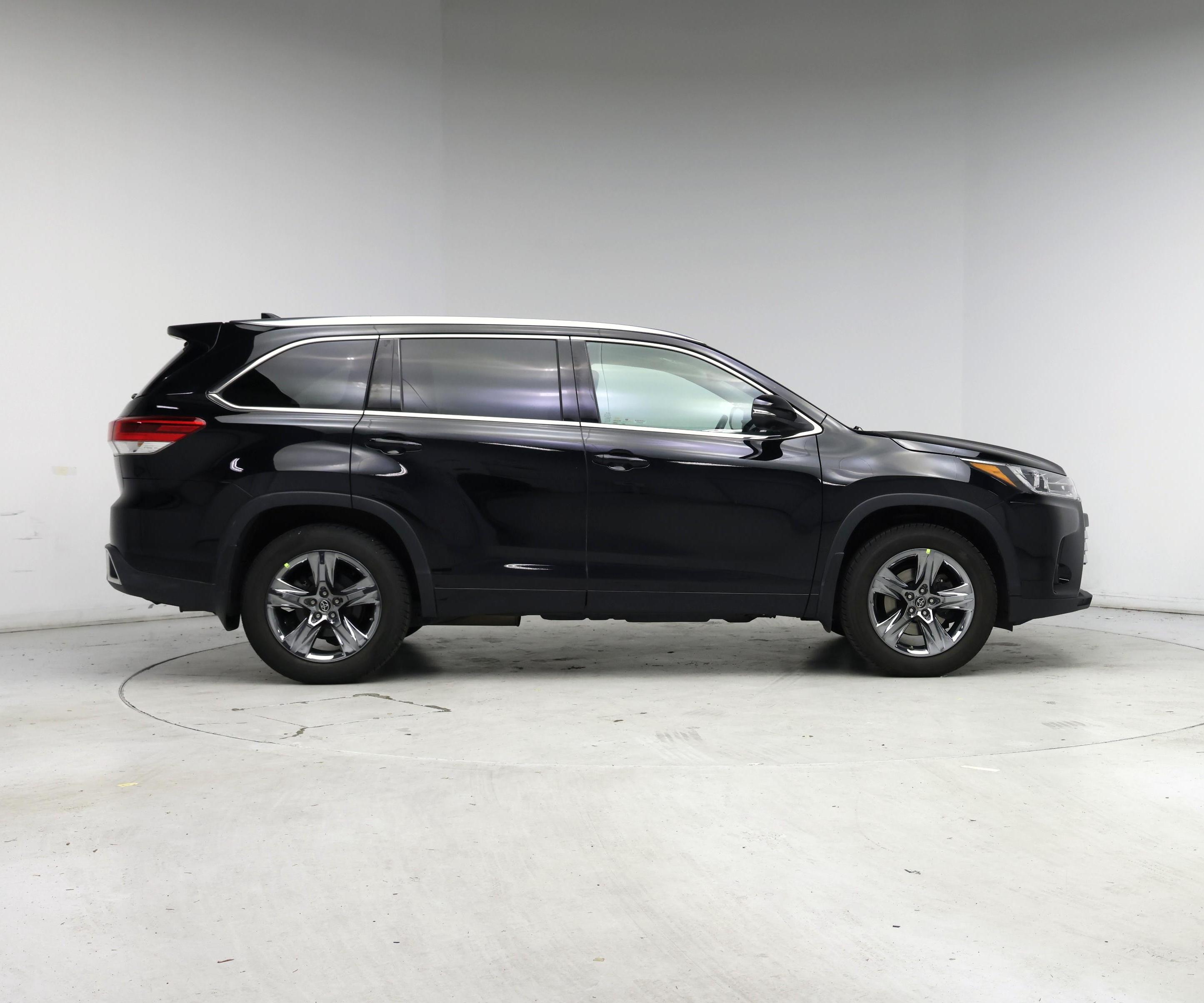 Thumbnail: 2018 Toyota Highlander - 7