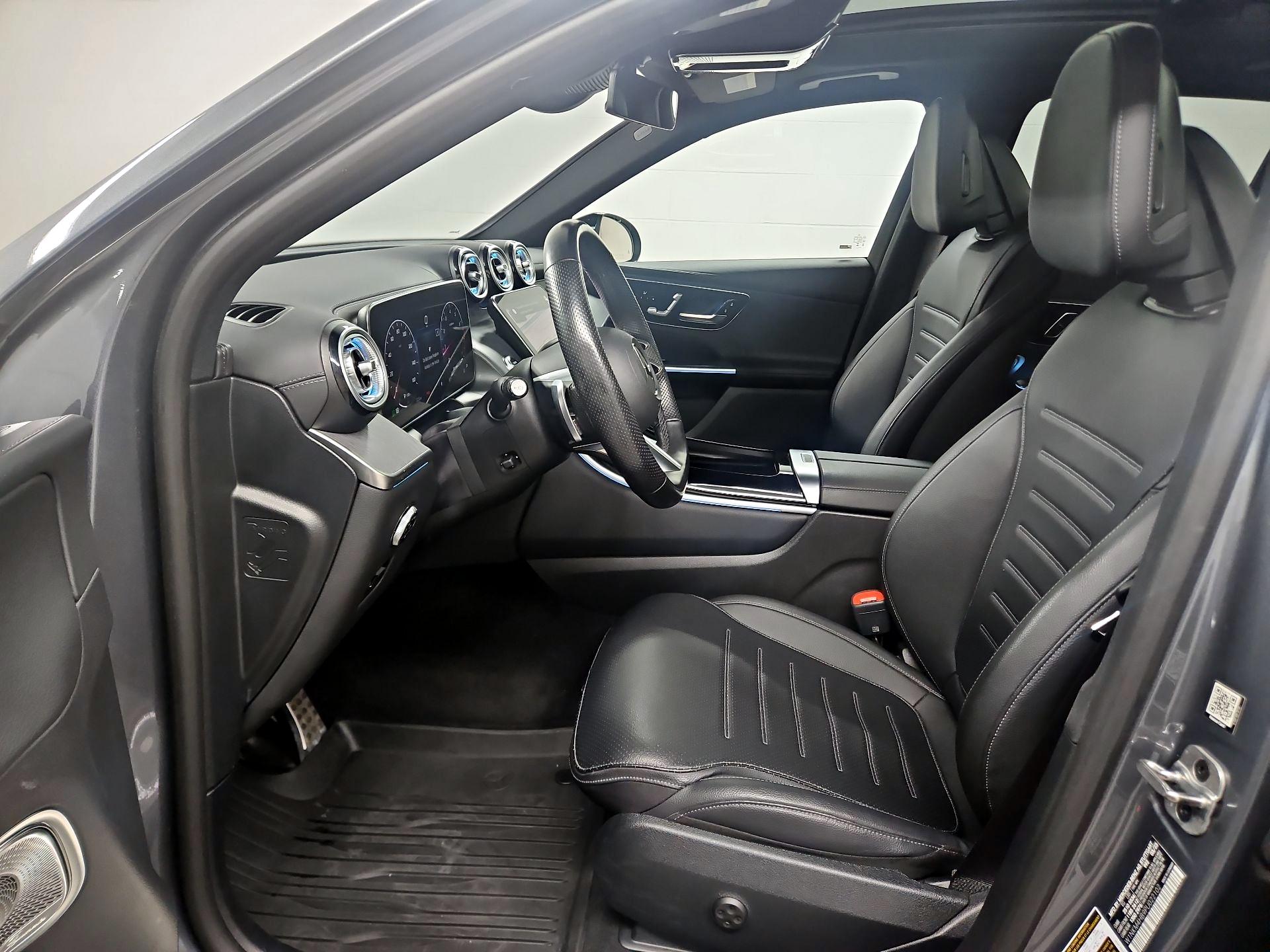 Thumbnail: 2023 Mercedes-Benz GLC - 11