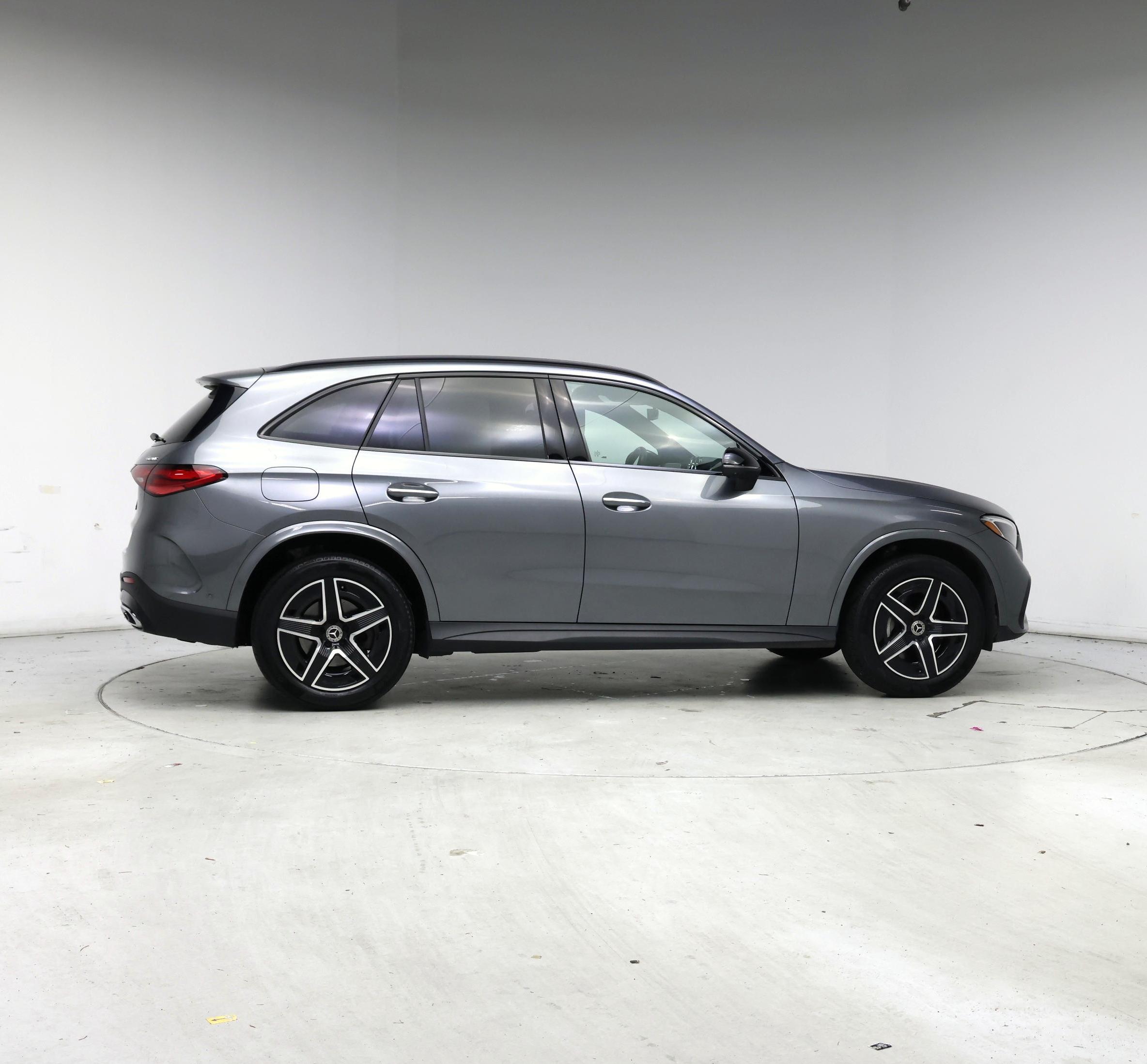 Thumbnail: 2023 Mercedes-Benz GLC - 7