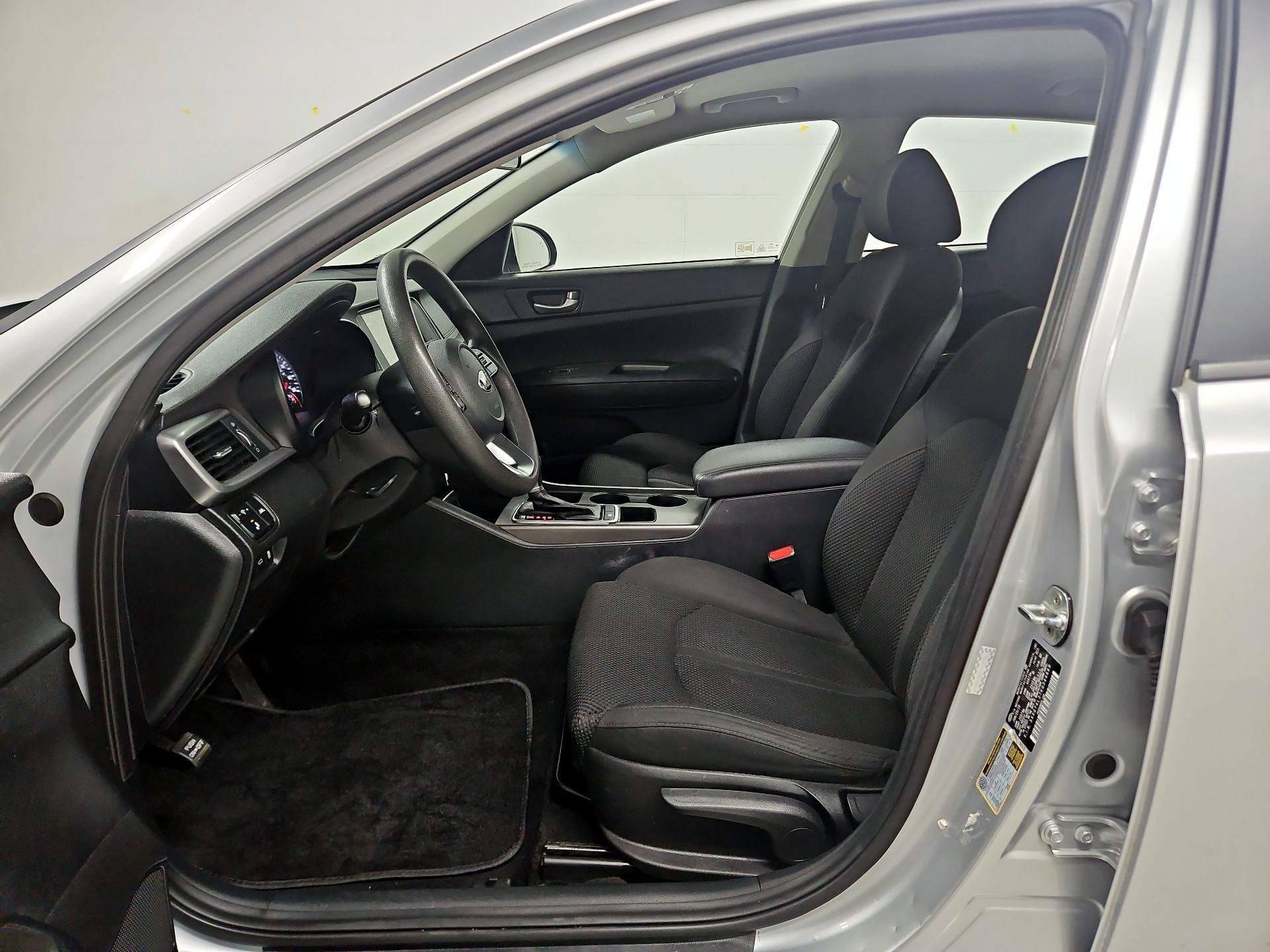 Thumbnail: 2019 Kia Optima - 11