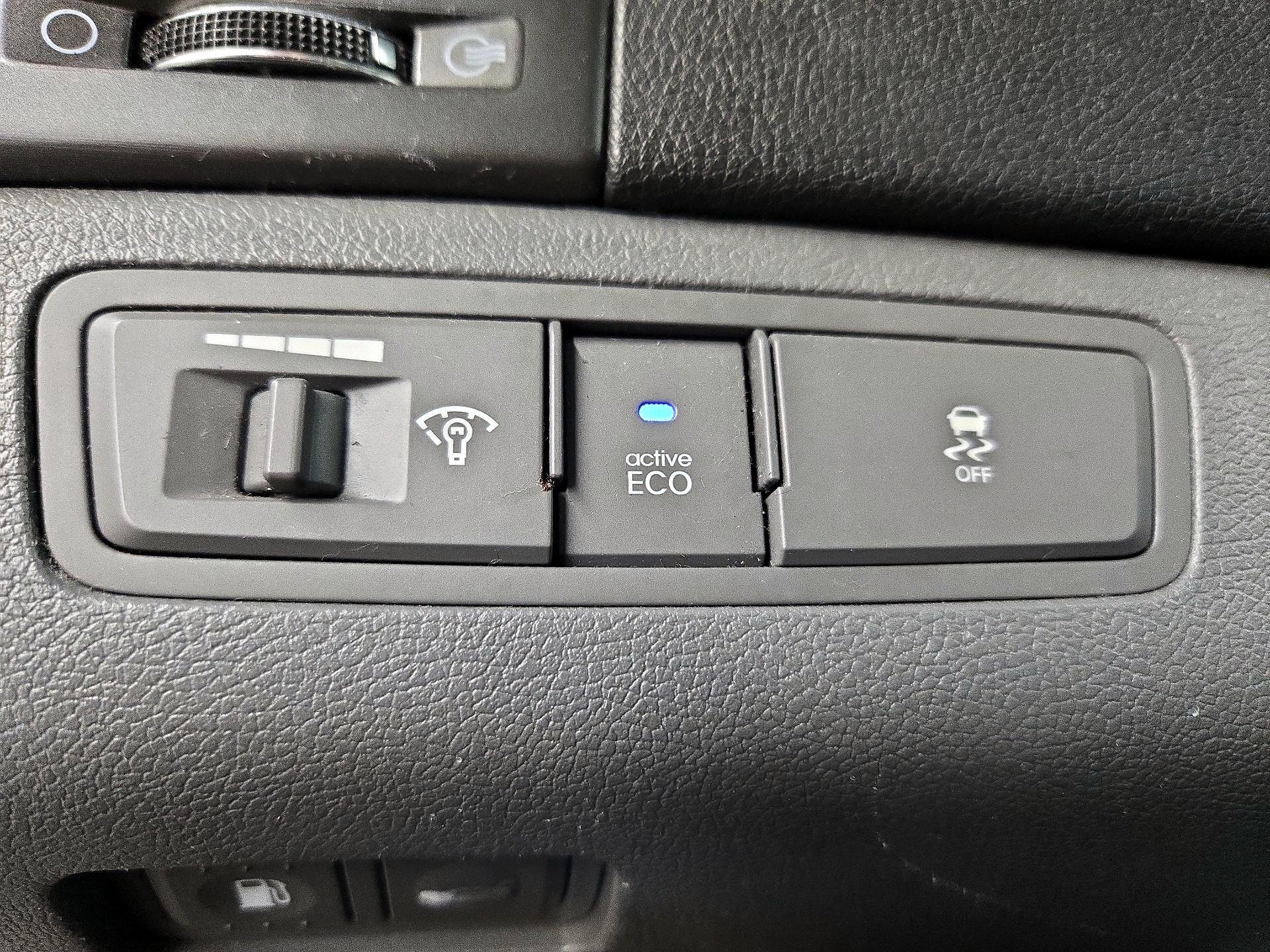 Thumbnail: 2014 Hyundai Sonata - 13