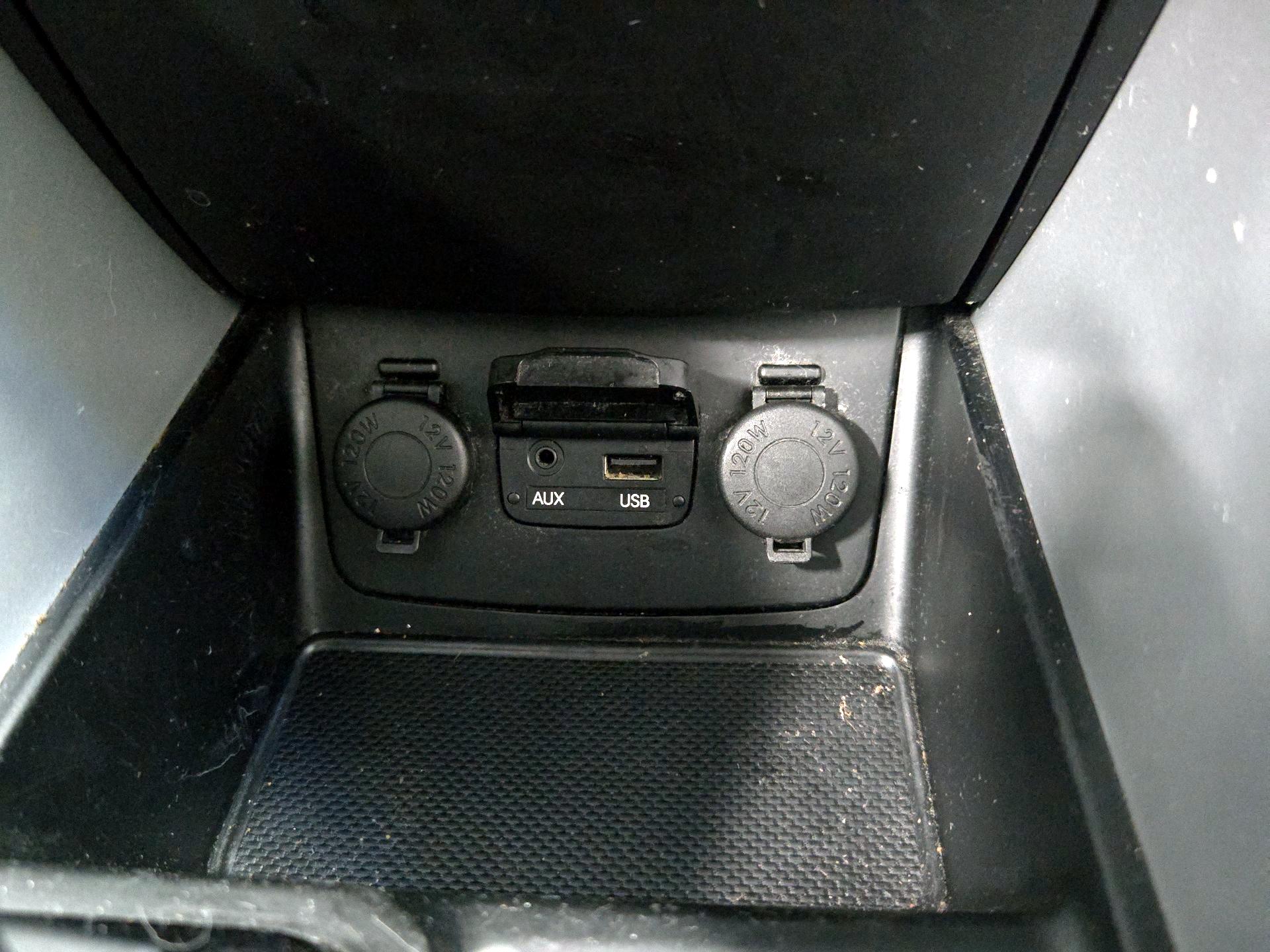 Thumbnail: 2014 Hyundai Sonata - 17