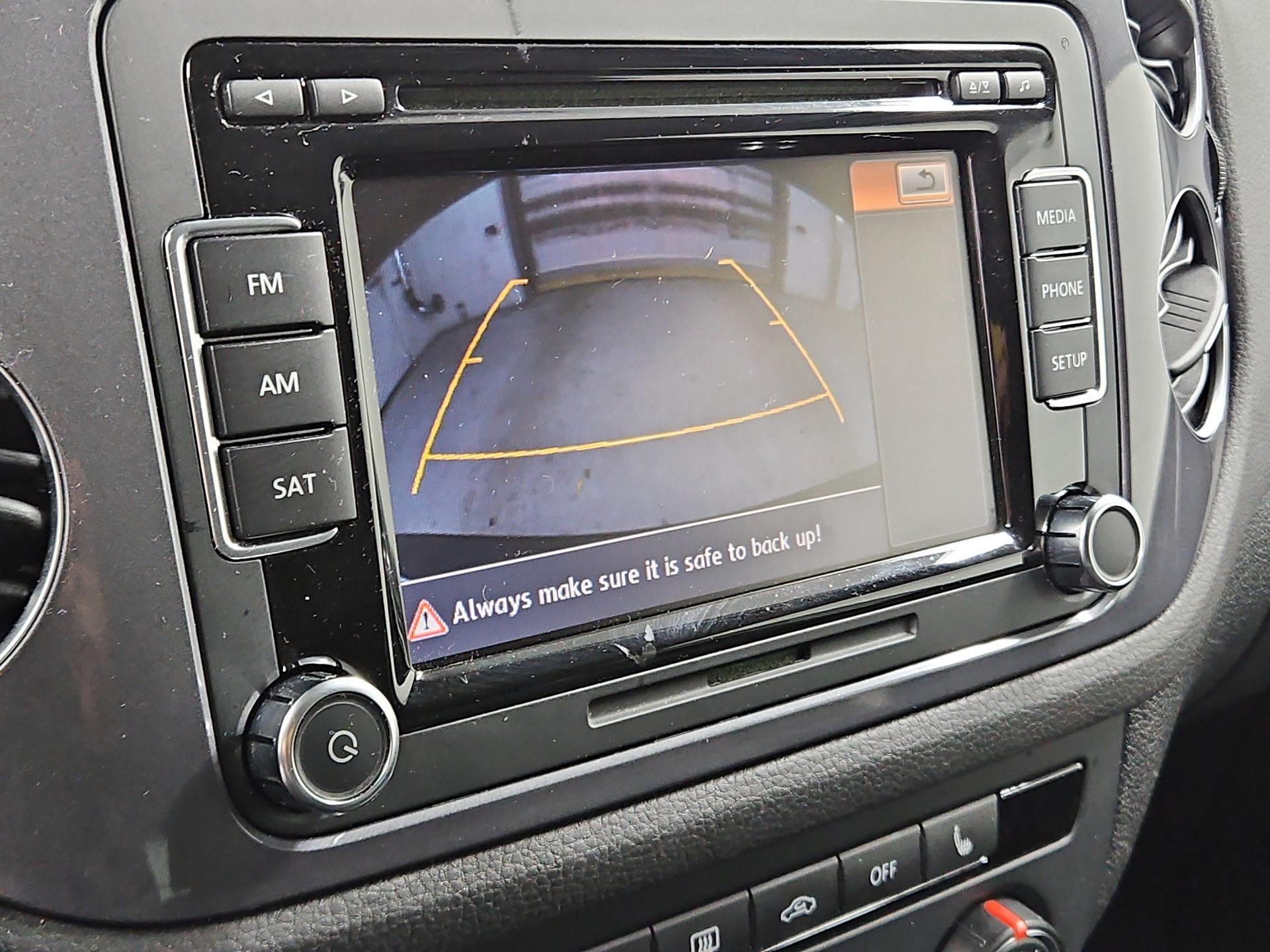 Thumbnail: 2015 Volkswagen Tiguan - 14