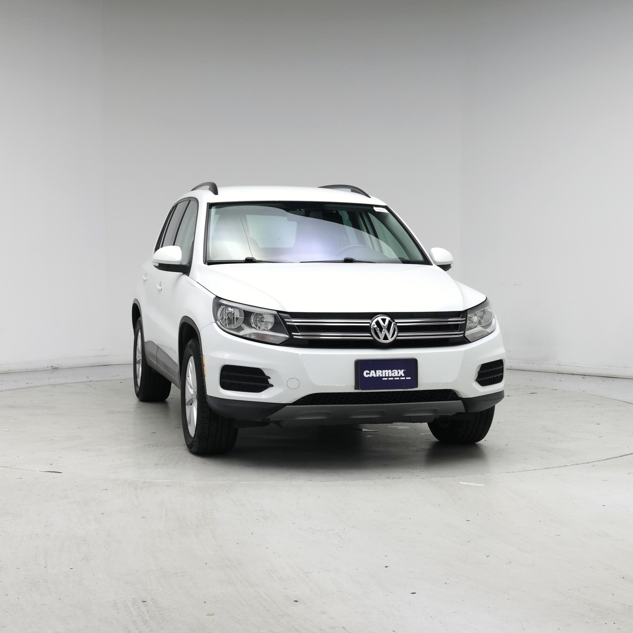 Thumbnail: 2015 Volkswagen Tiguan - 5