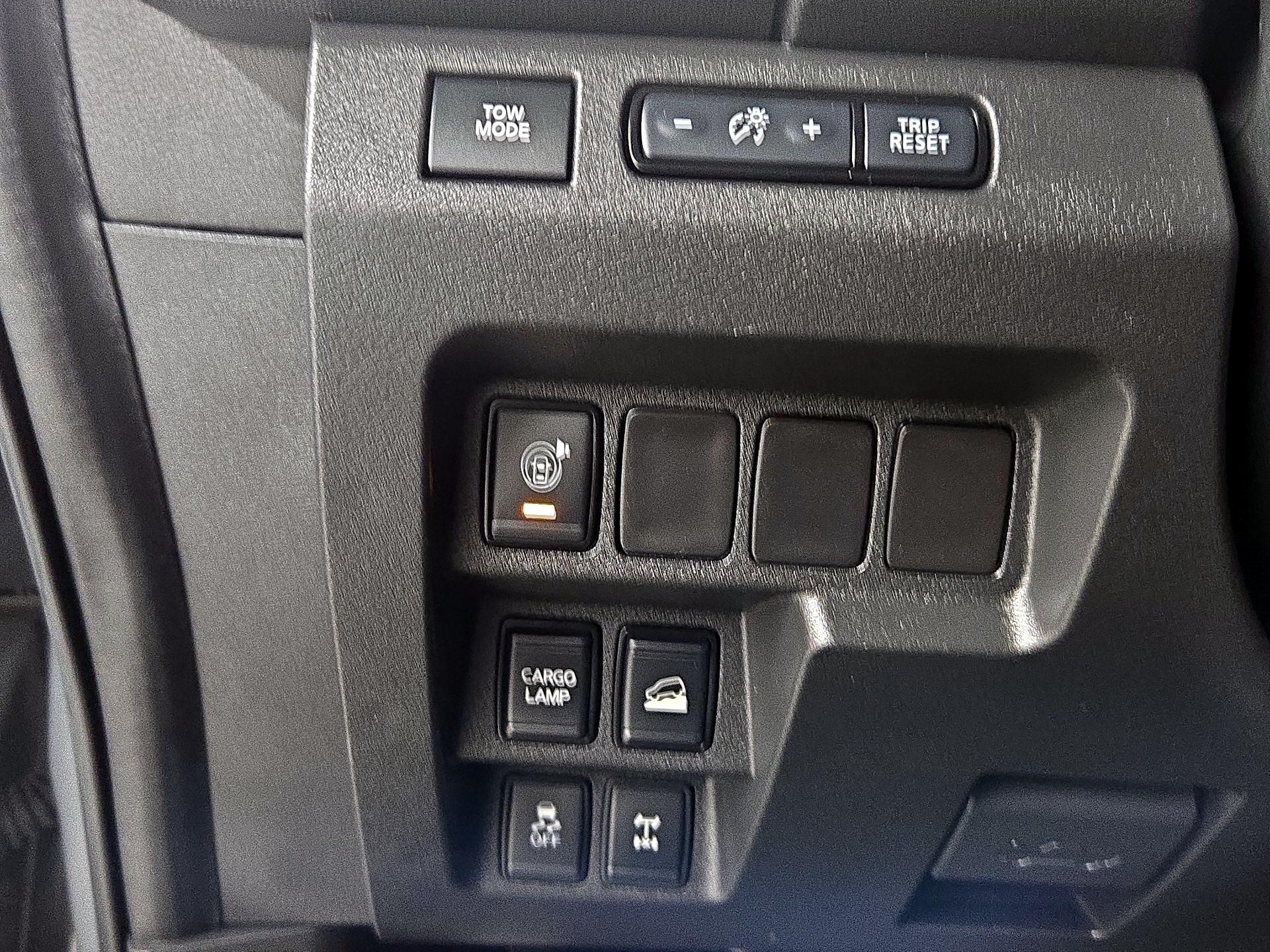 Thumbnail: 2024 Nissan Frontier - 13