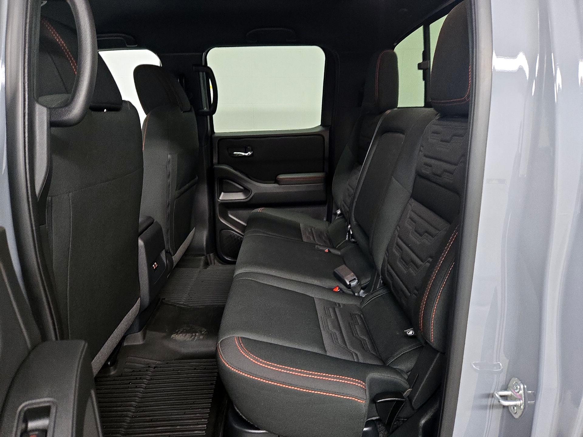 Thumbnail: 2024 Nissan Frontier - 20