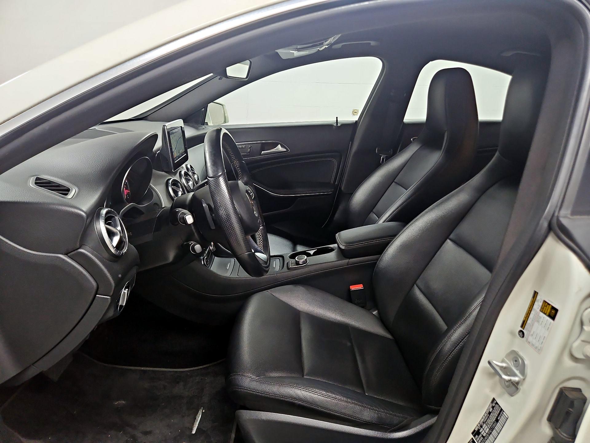 Thumbnail: 2015 Mercedes-Benz CLA - 11