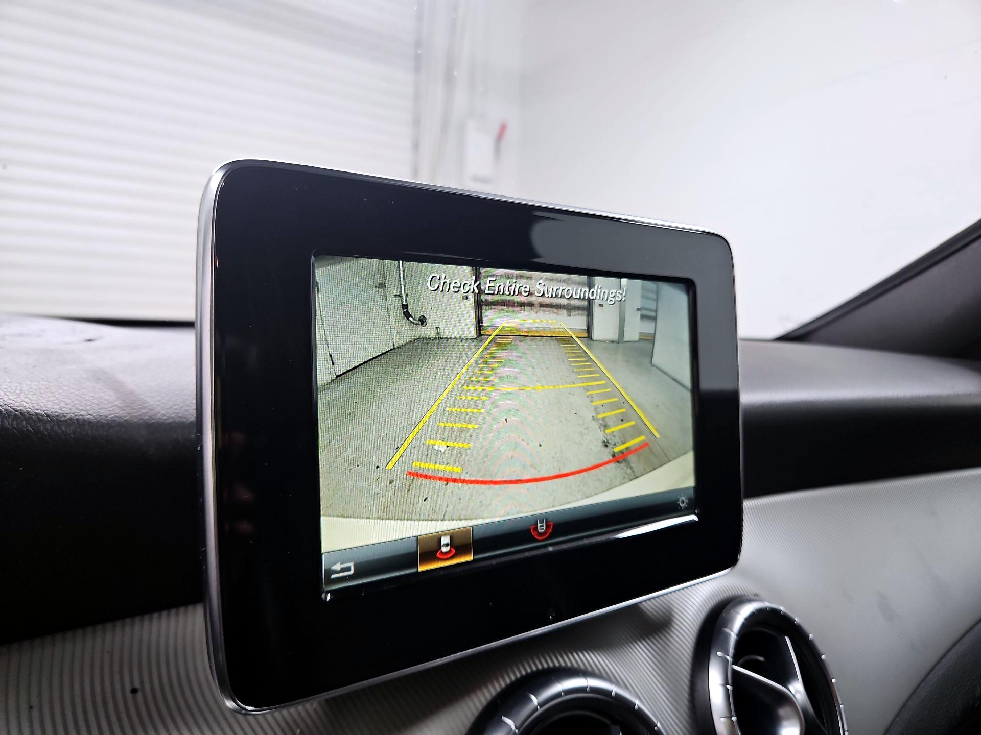 Thumbnail: 2015 Mercedes-Benz CLA - 15