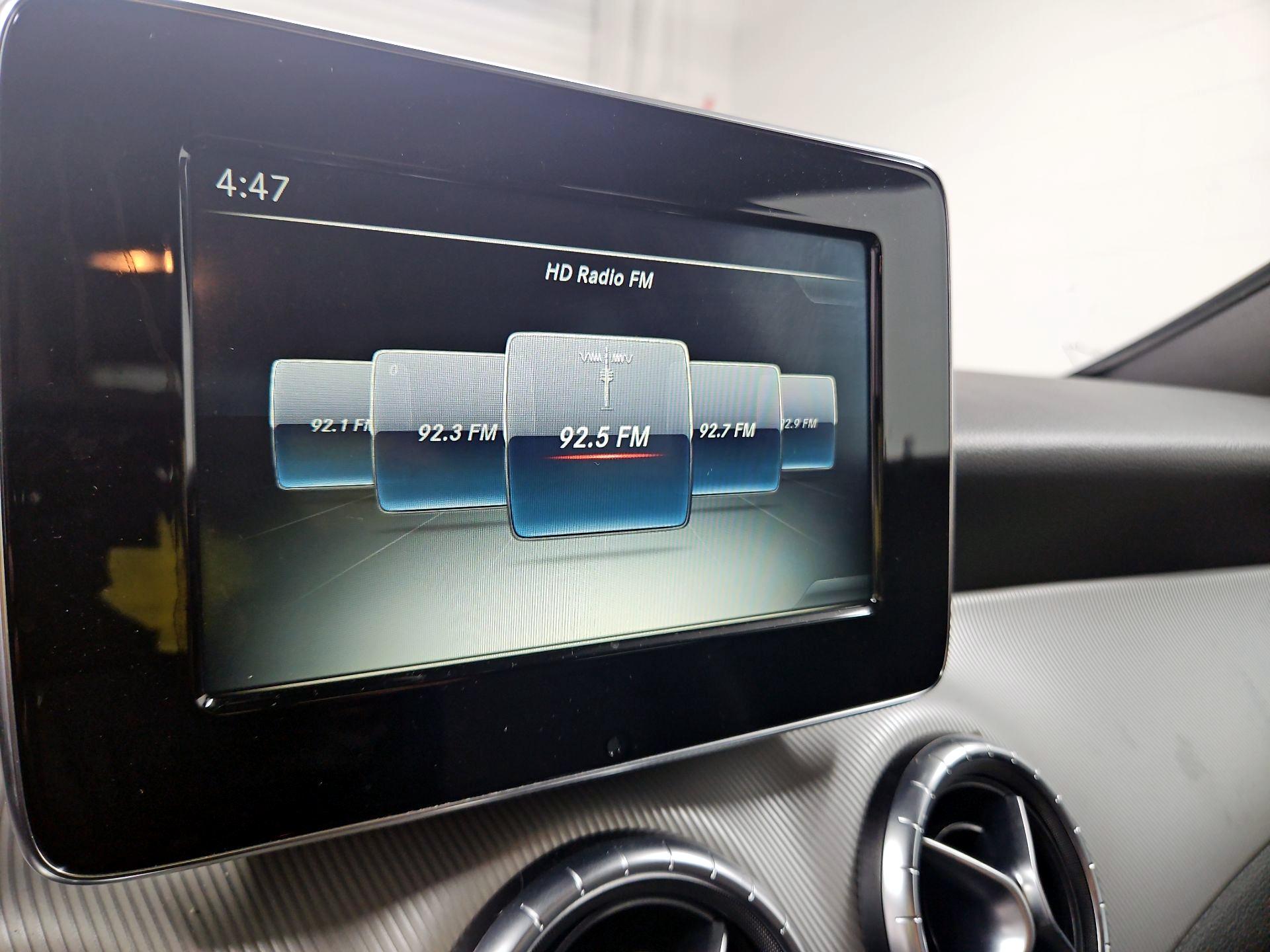 Thumbnail: 2015 Mercedes-Benz CLA - 16