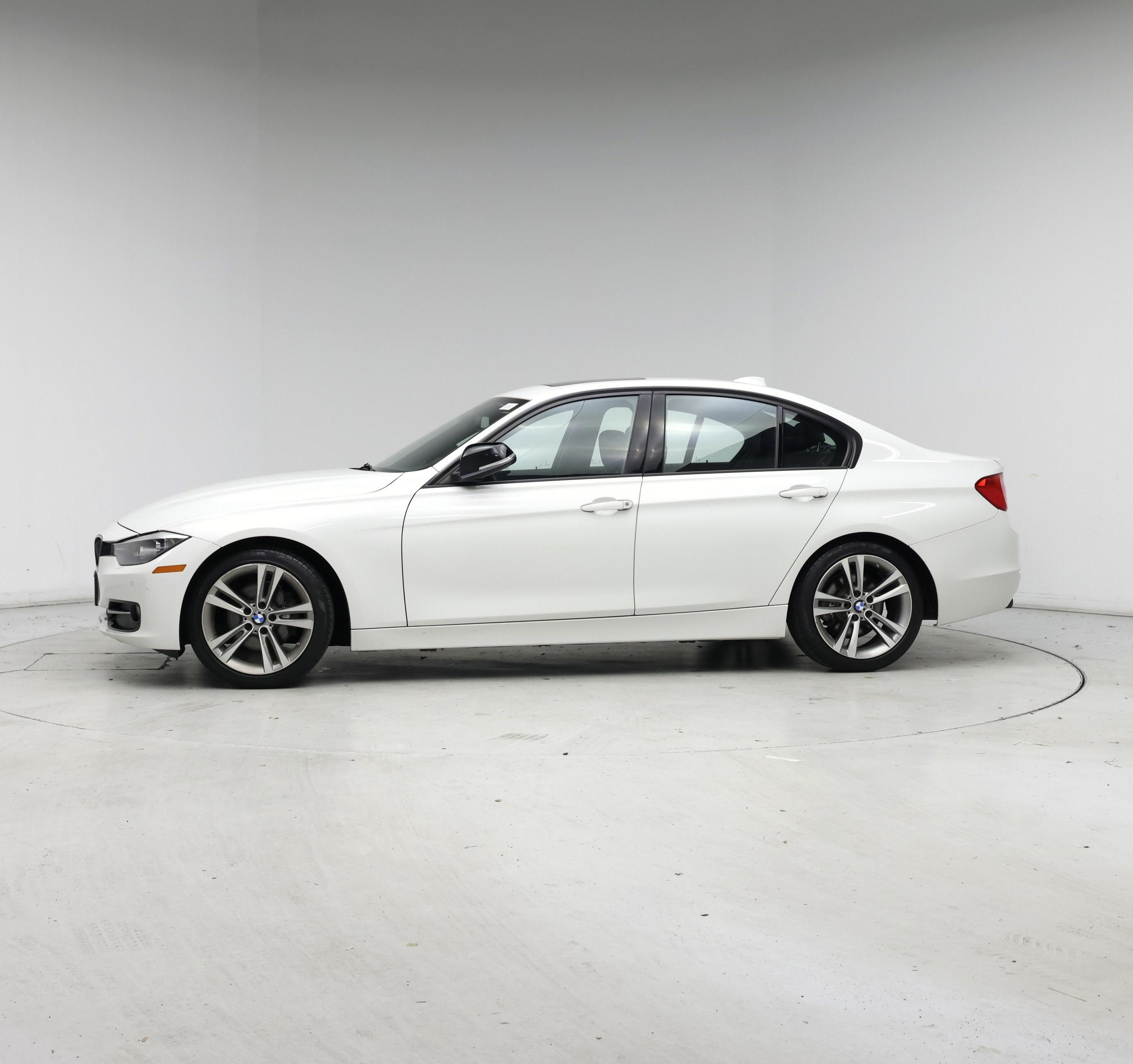 Thumbnail: 2015 BMW 3 Series - 3