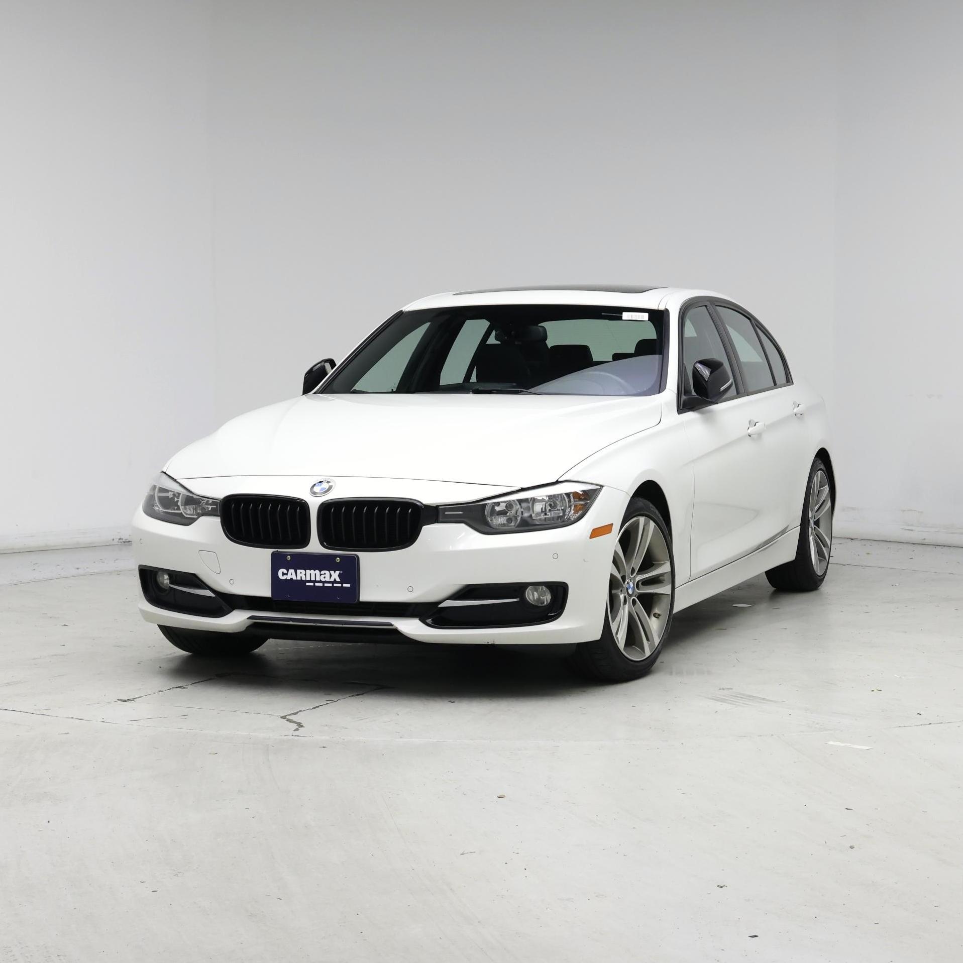 Thumbnail: 2015 BMW 3 Series - 4