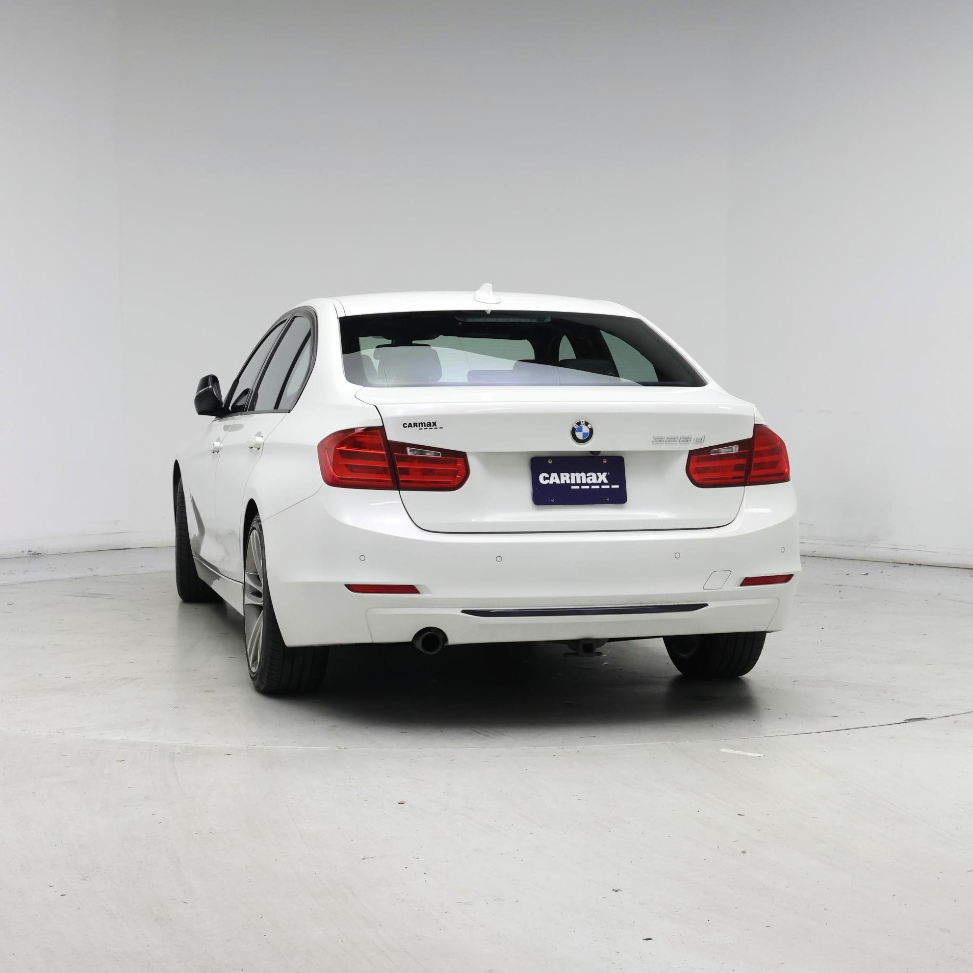 Thumbnail: 2015 BMW 3 Series - 6