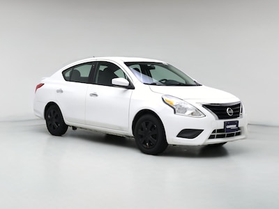 2016 Nissan Versa SV