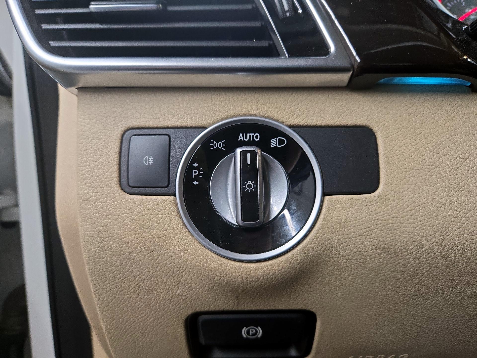 Thumbnail: 2017 Mercedes-Benz GLE - 13