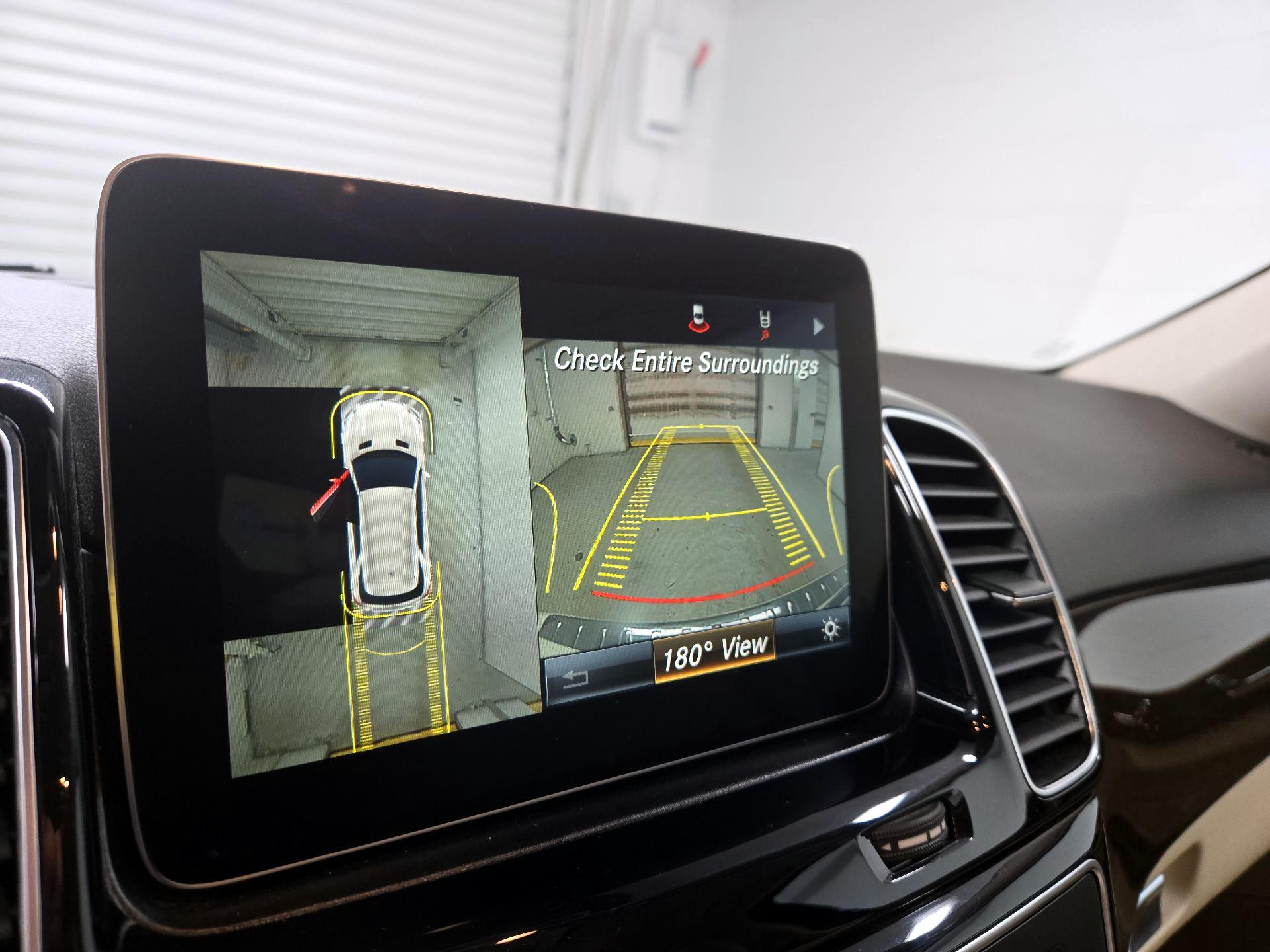 Thumbnail: 2017 Mercedes-Benz GLE - 15