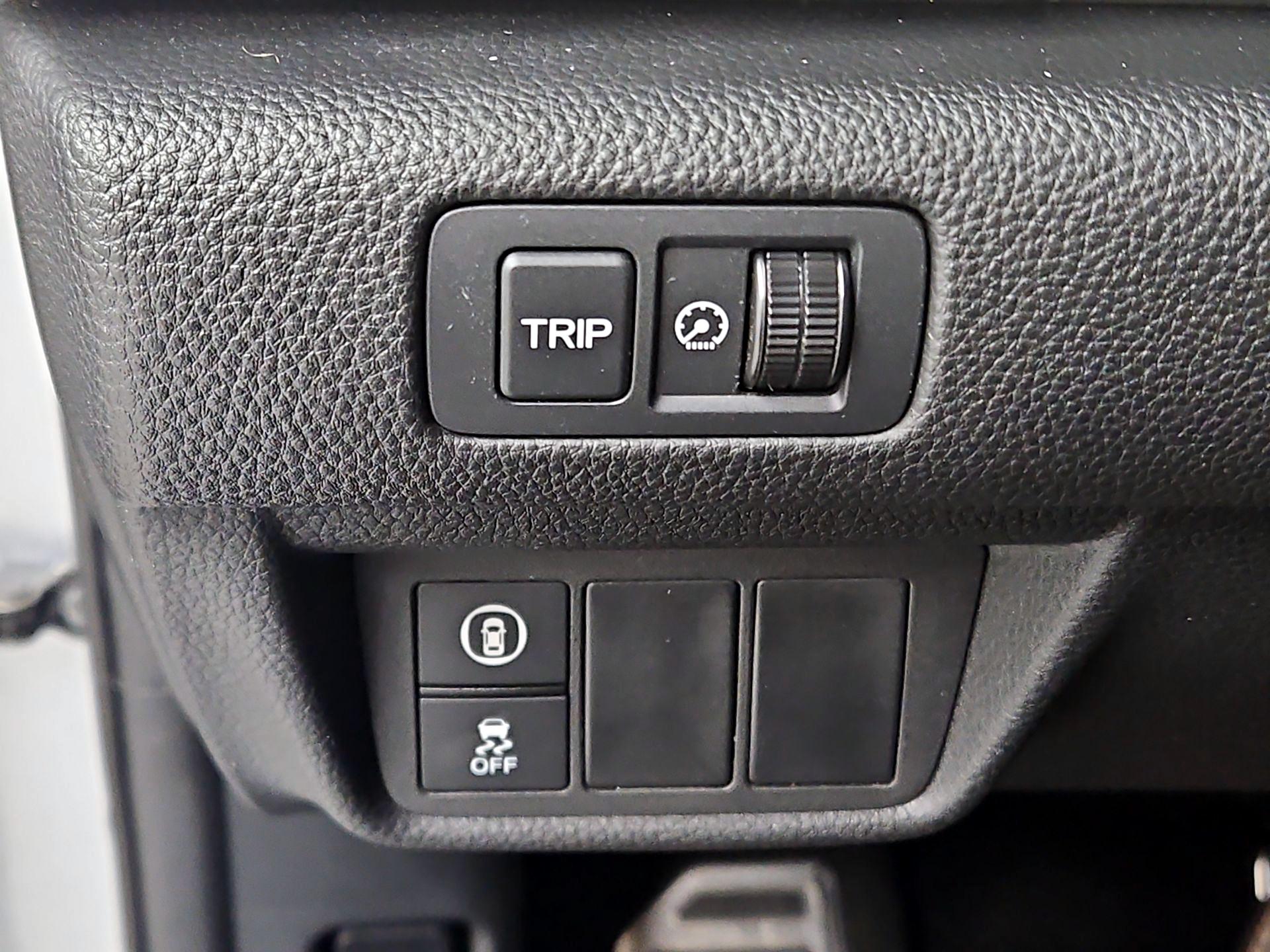 Thumbnail: 2018 Honda Accord - 13