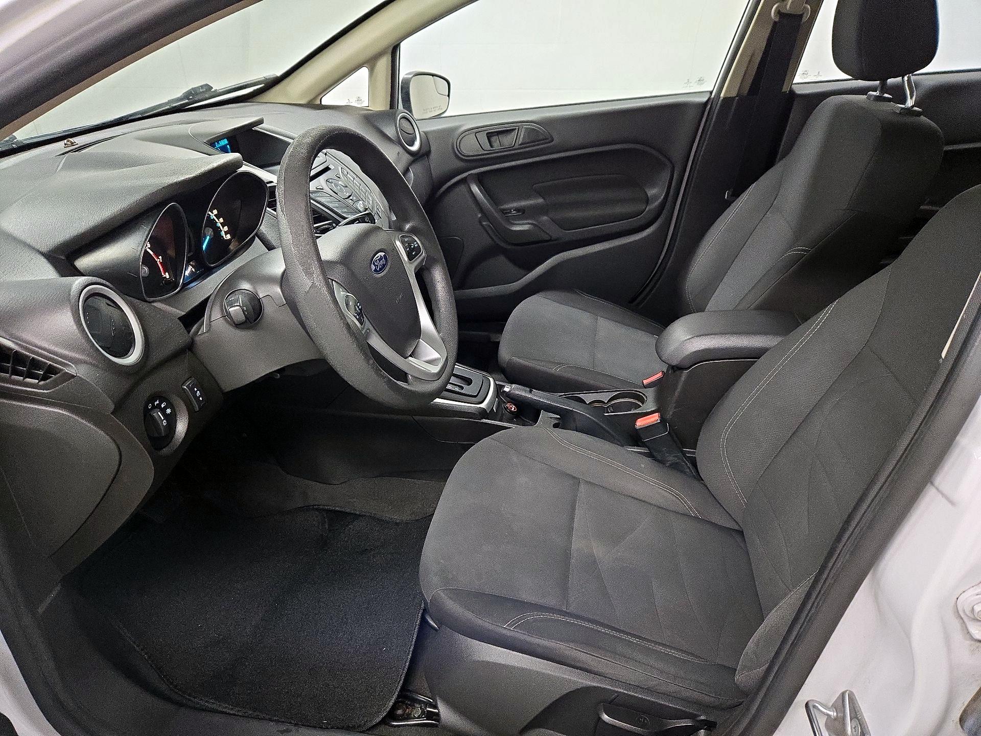 Thumbnail: 2017 Ford Fiesta - 11