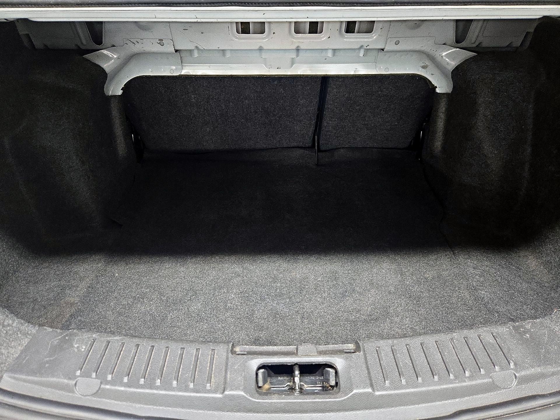 Thumbnail: 2017 Ford Fiesta - 19